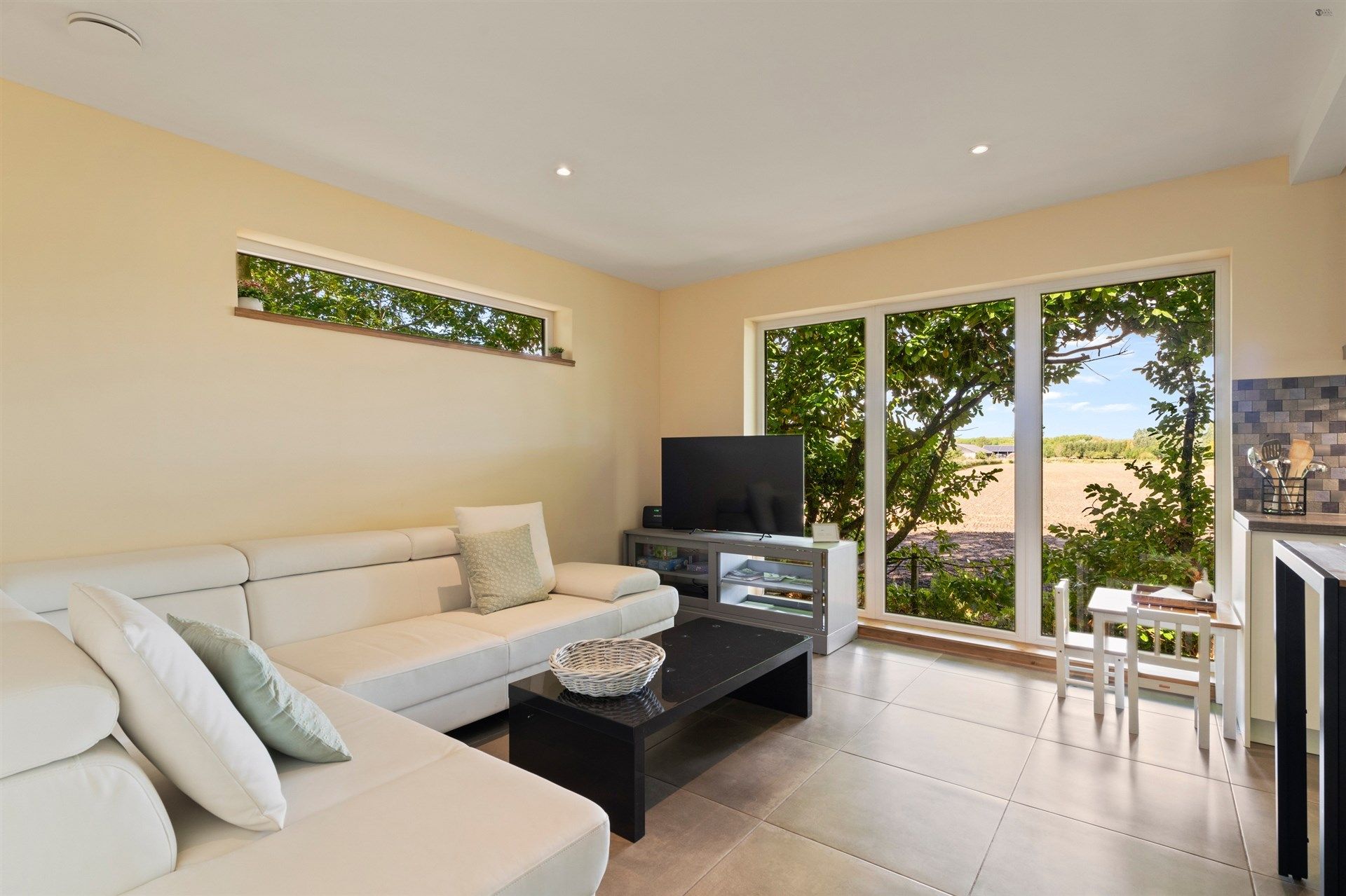 Fantastisch gelegen nieuwbouwchalet foto 4
