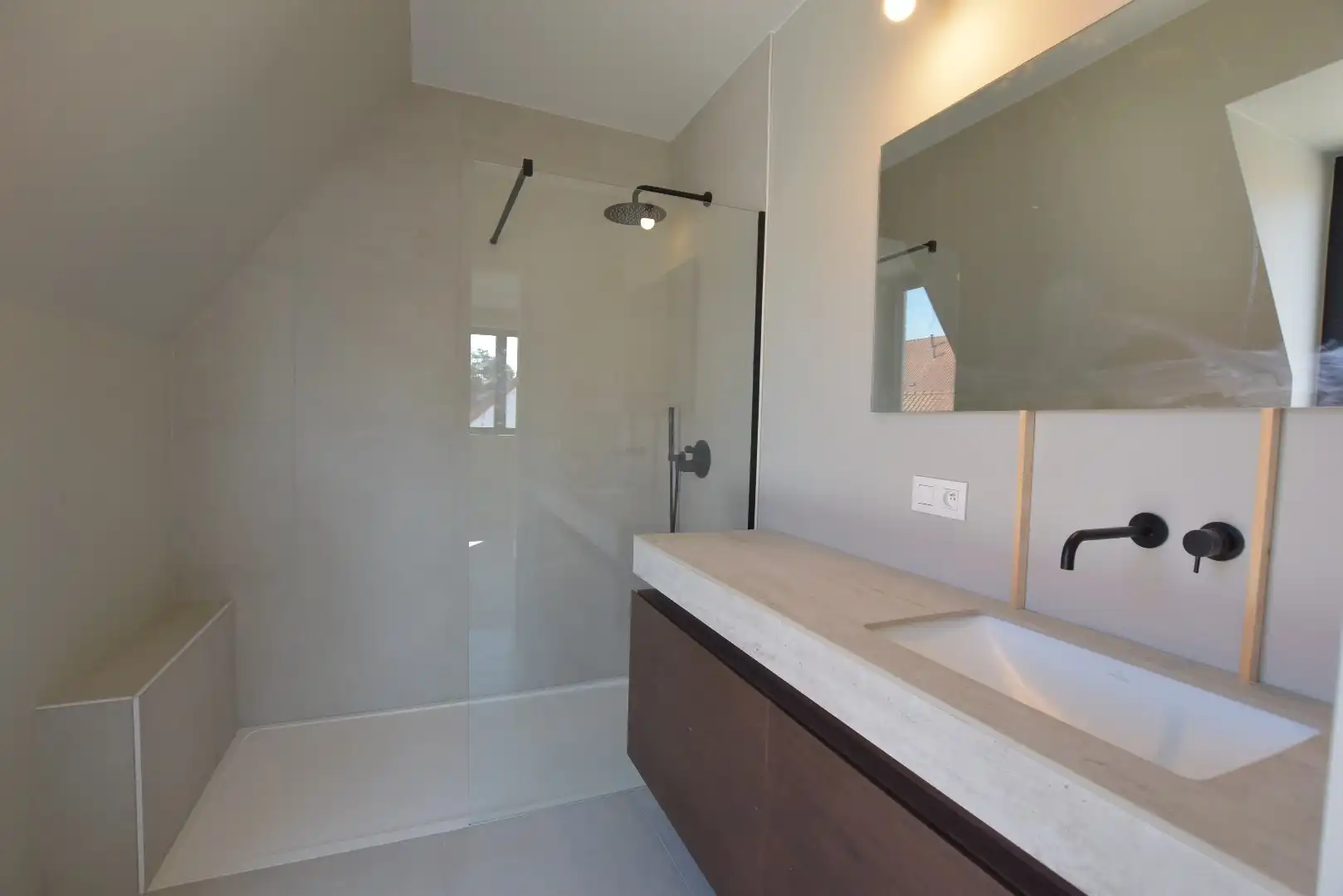 Nieuwbouwwoningen met zuid-westgeoriënteerde tuin, rustig gelegen te Duinenwater  foto 7