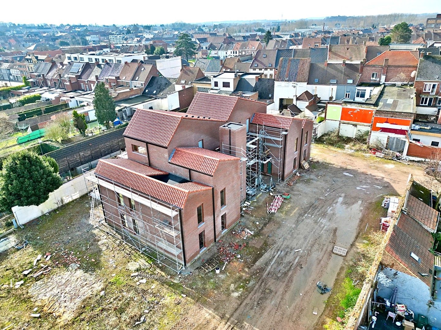 ()=>{if(producerUpdateValueVersion(node),producerAccessed(node),node.value===ERRORED)throw node.error;return node.value} Libbrechtstraat 19 - 9600 Ronse