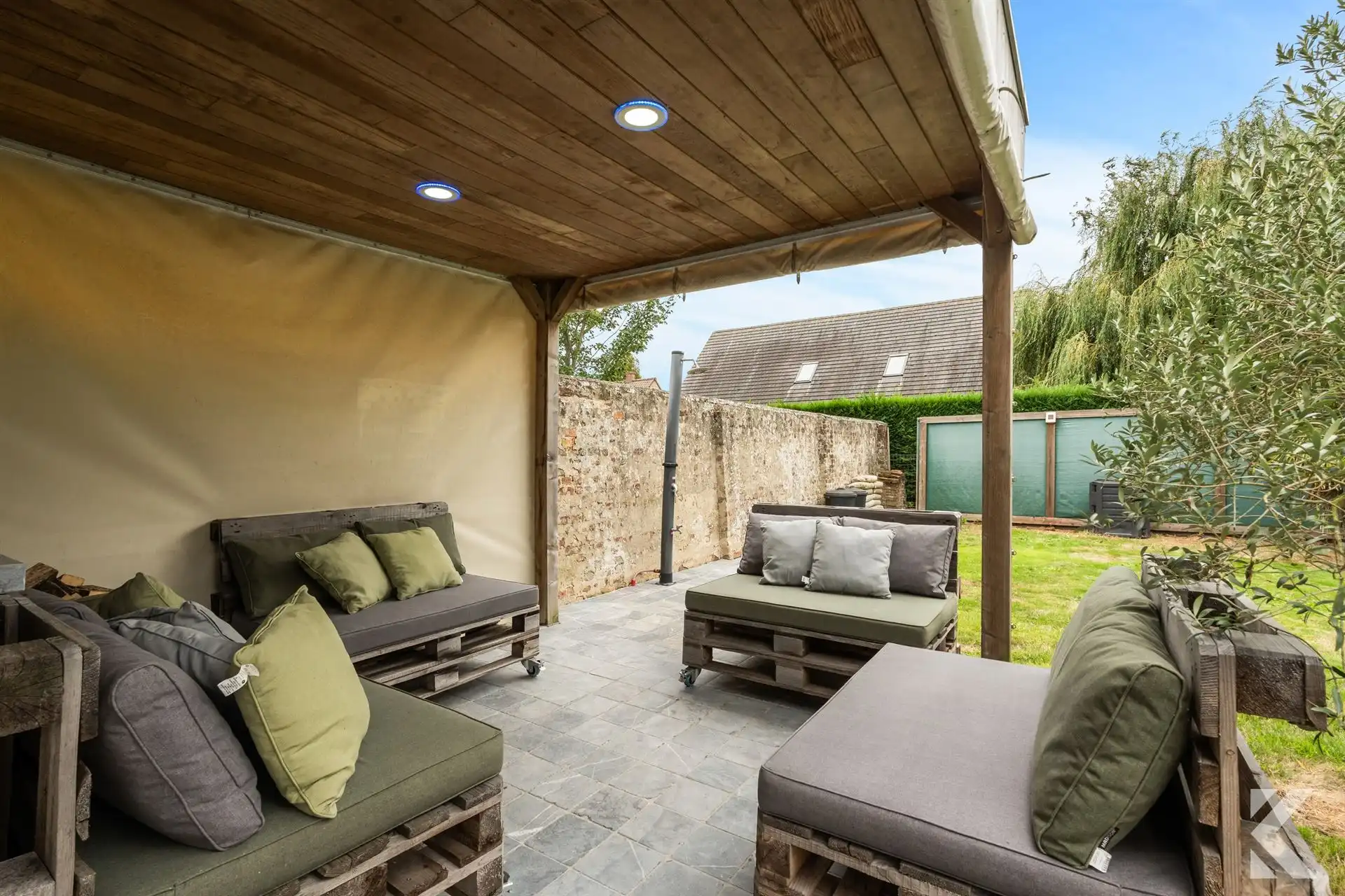 Volledig gerenoveerde woning met tuin, garage, EPC-B foto 13