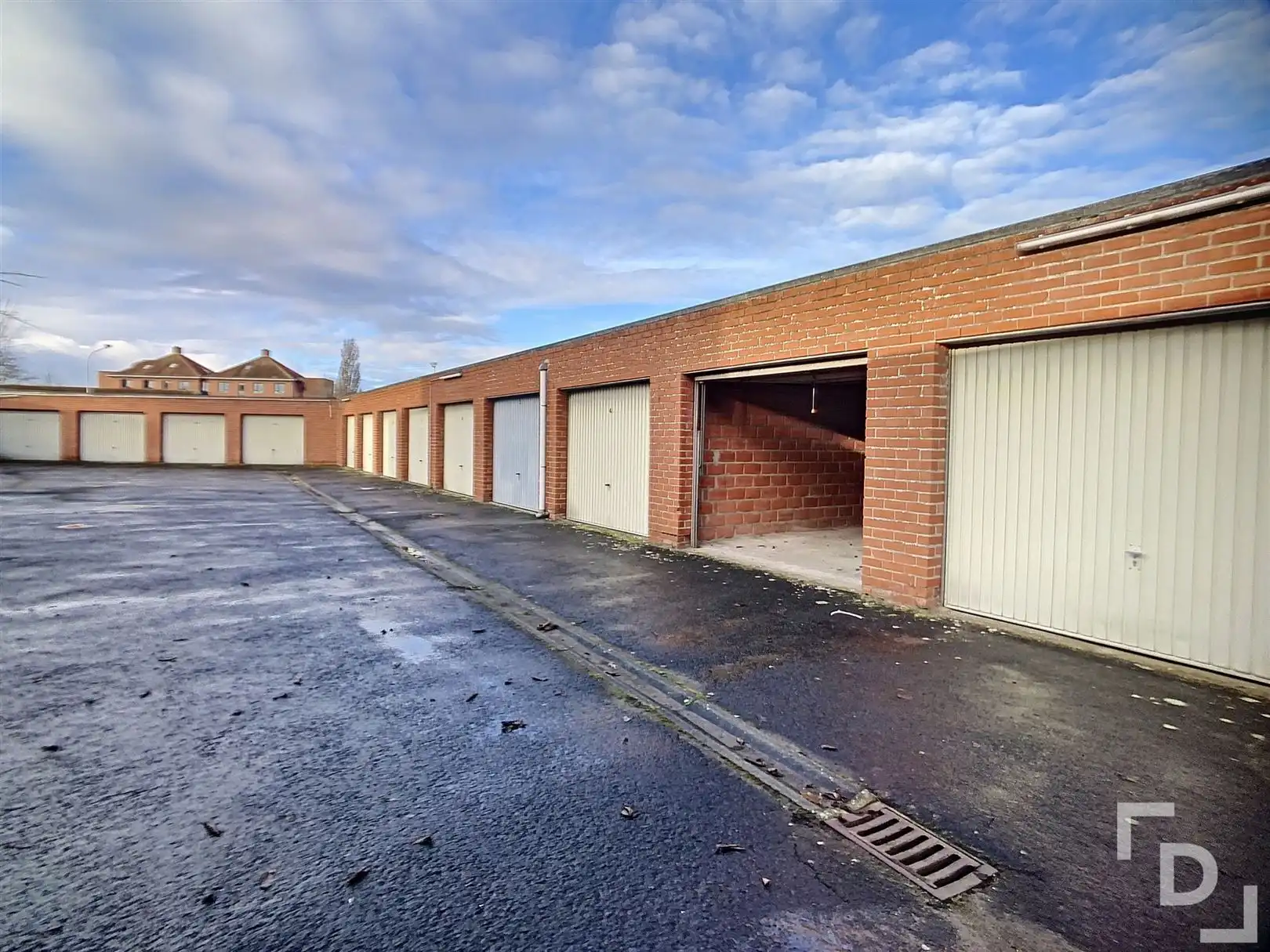 Garage te huur Tempelierstraat 3/BOX 3 - 8900 IEPER