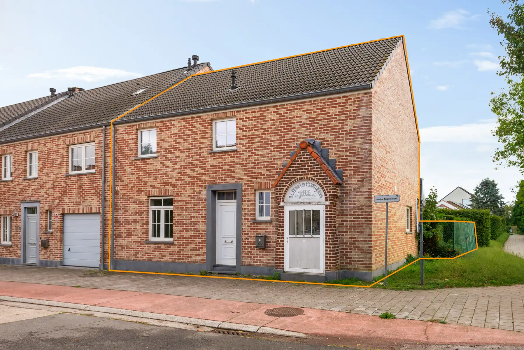Huis te koop foto {{pictureIndex}}