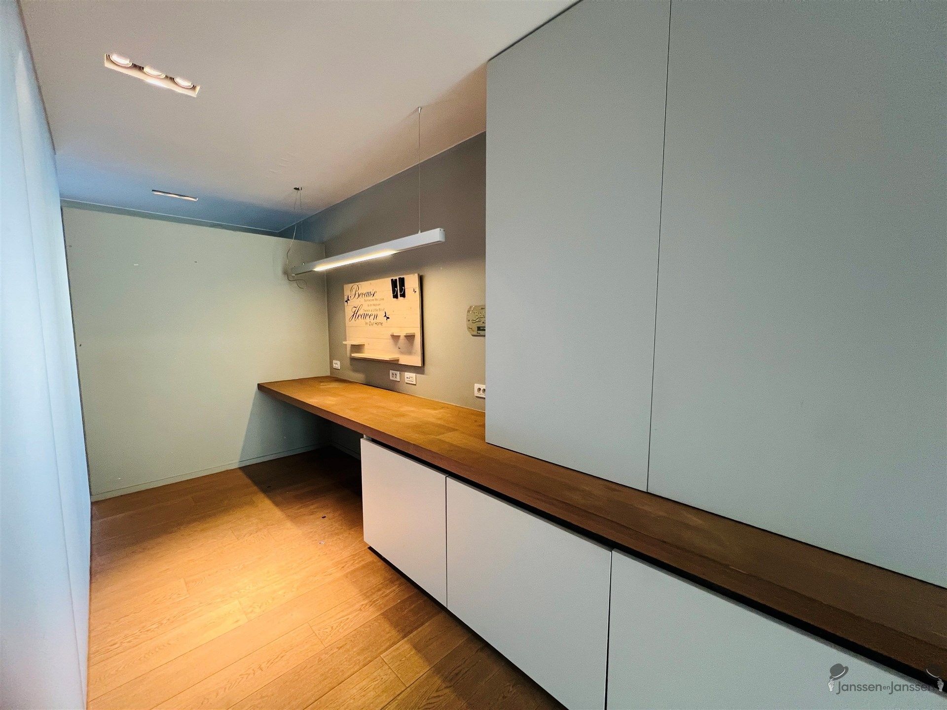 Rijwoning met 3 slaapkamers & tuin foto 5