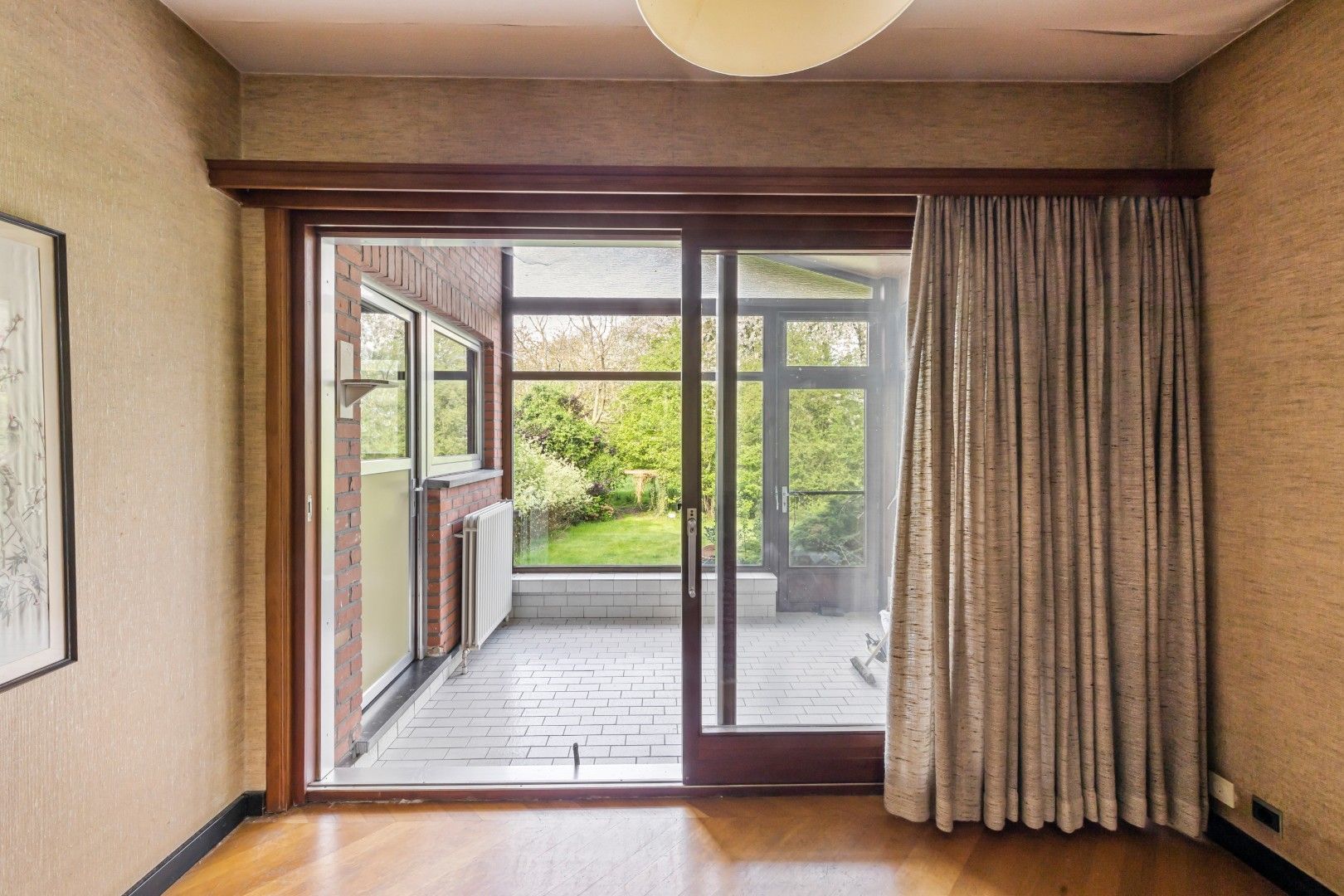 SEVENTIES BUNGALOW OP PERCEEL 46 A 48 CA MET POTENTIËLE BOUWGROND foto 14