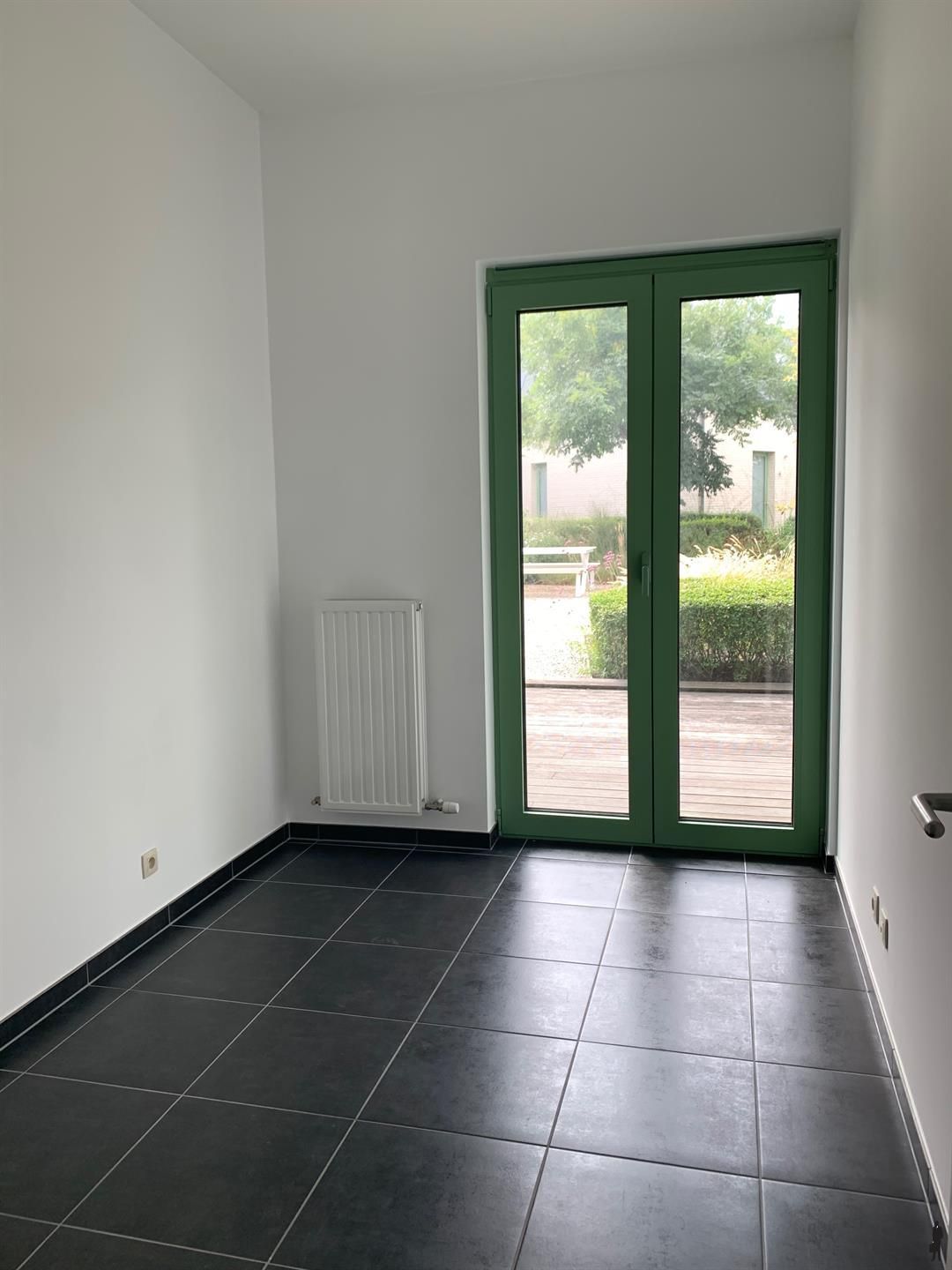 2-slaapkamer appartement op het gelijkvloers met terras foto 7