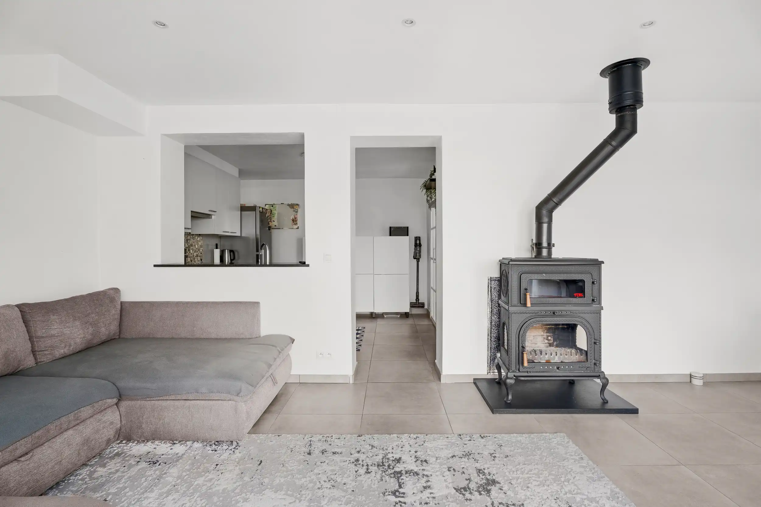 Centrum gelegen gezinswoning met garage en tuin! foto 5