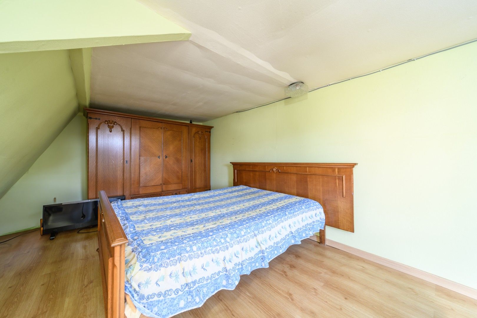 Te renoveren hoekwoning met tal van mogelijkheden te Mere foto 12