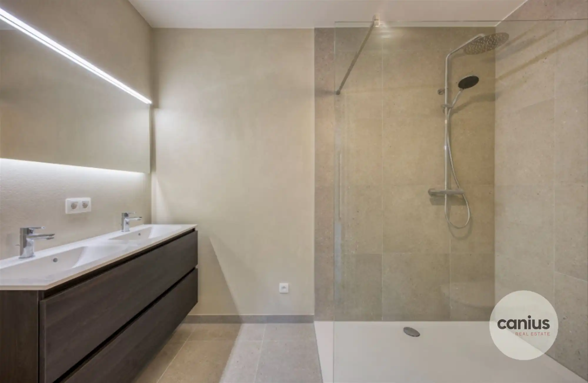 RUIM APP. MET 3 SLPKS EN TERRAS foto 12