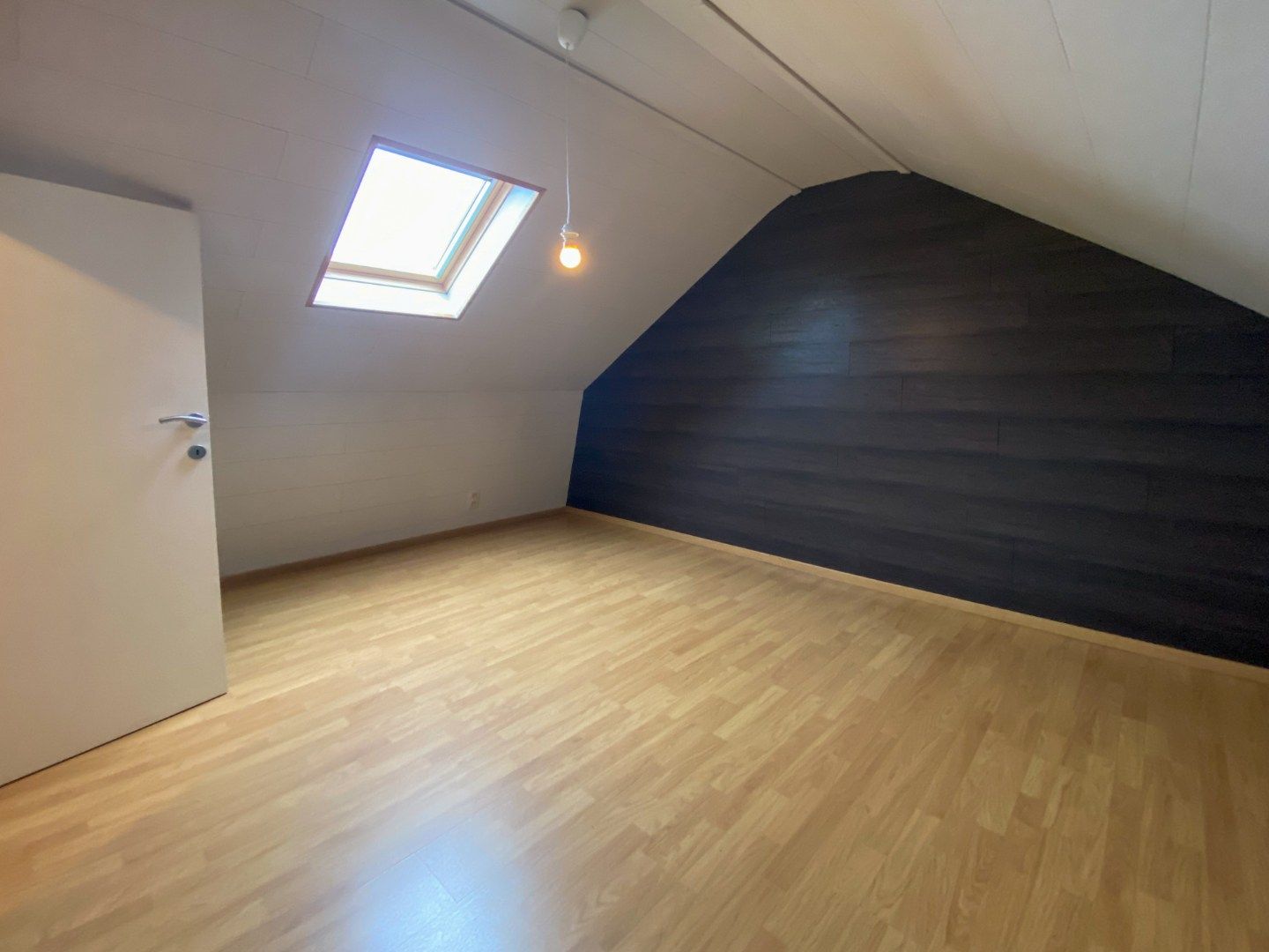 Instapklaar appartement met 2 slaapkamers. foto 7