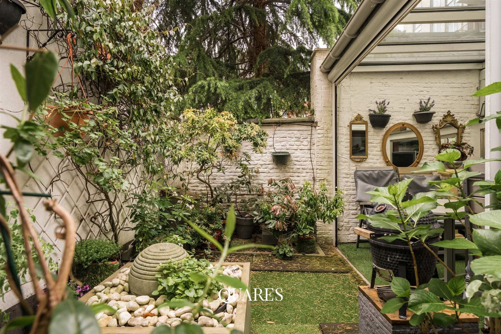 Toffe burgerwoning met zonnige stadstuin gelegen nabij Zuid! foto 1