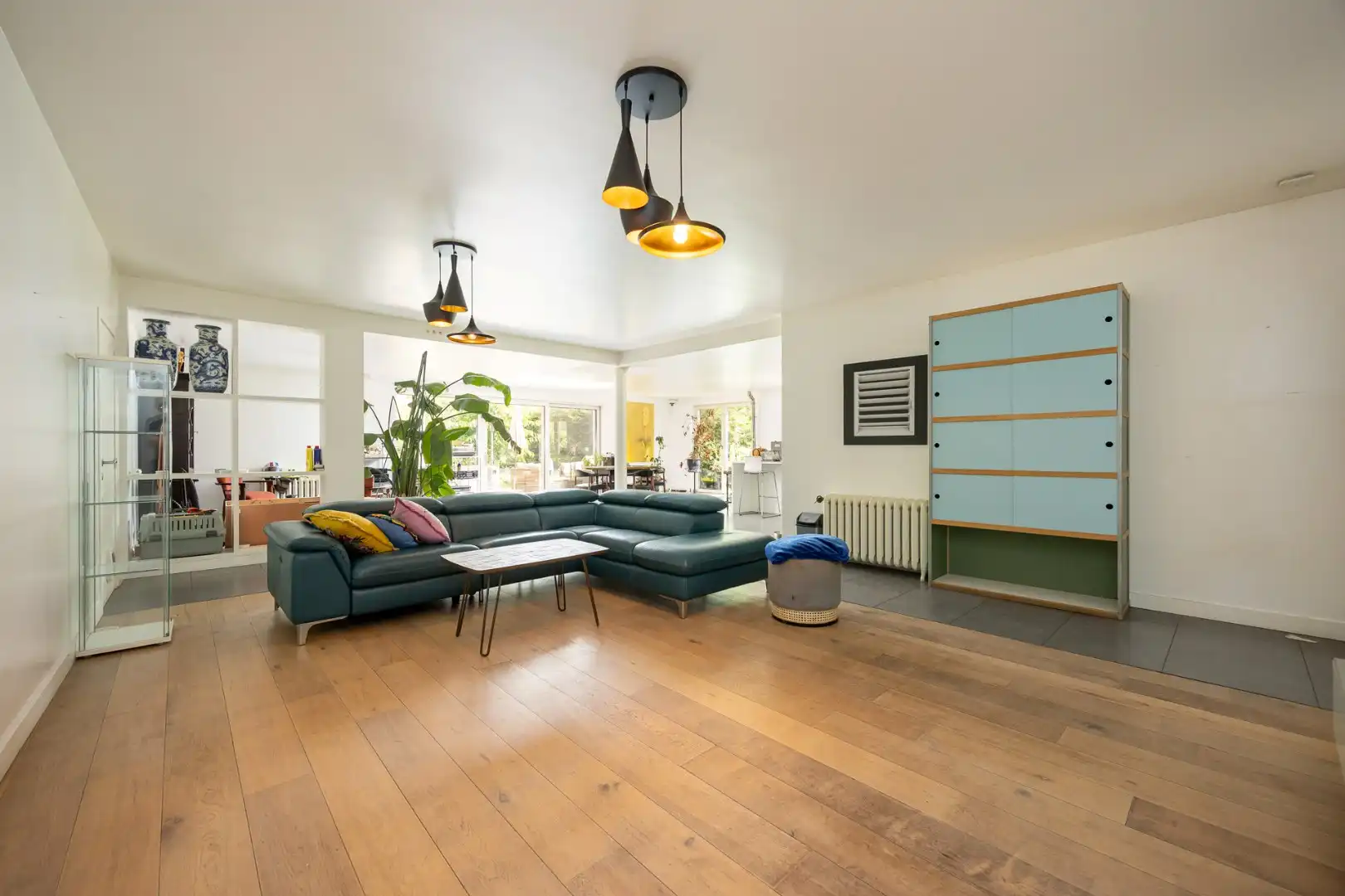 Zeer ruime woning (8 slpk + 8 badkamers) op een perceel van ca. 1.522 m² te Wijnegem/grens Schilde foto 17