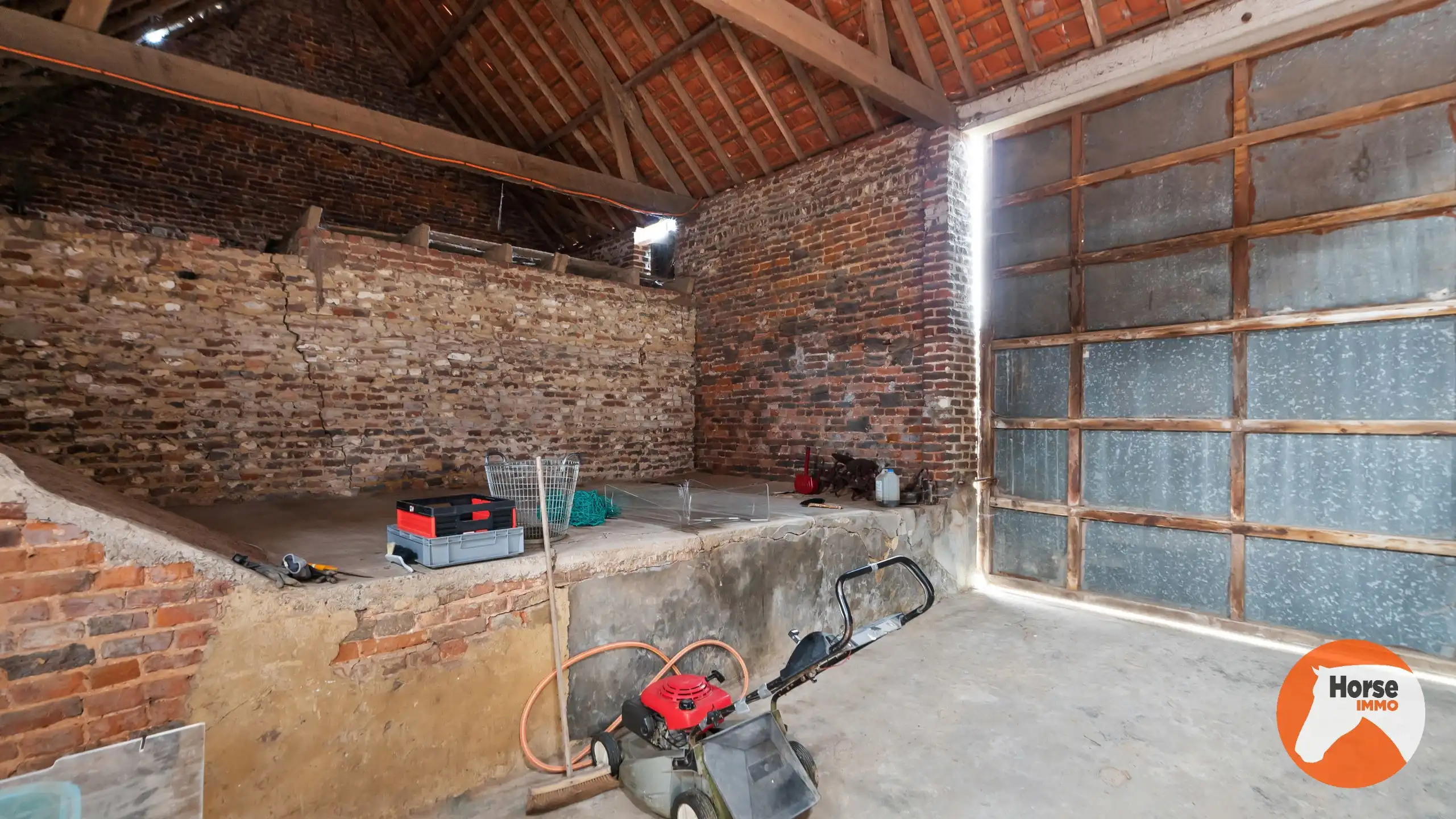LIERDE - Woning met veel potentieel op 93are foto 27