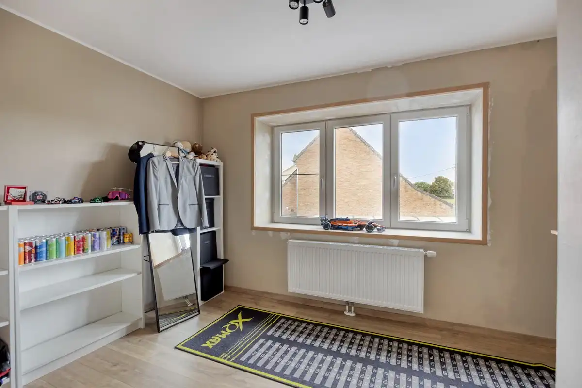 Halfopen bebouwing met 3 slaapkamers, tuin en garage foto 25