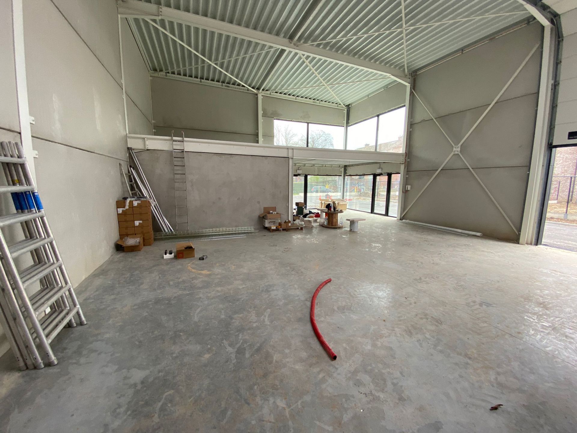 Magazijn te huur foto 13