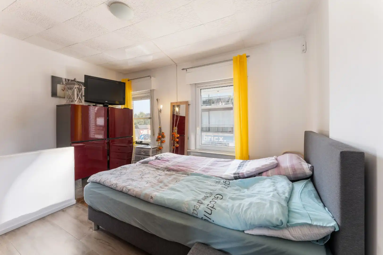 Centrale rijwoning met drie slaapkamers en terras in hartje Roeselare foto 11