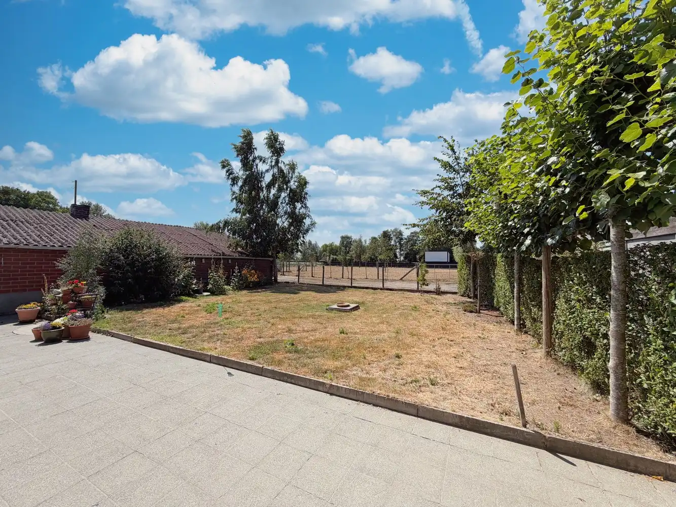 Unieke, landelijke eigendom met weide op 4700m²!!! foto 22