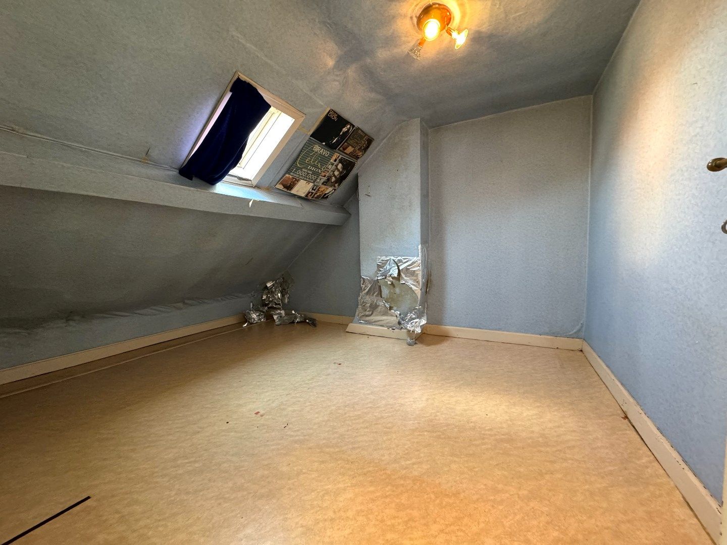 TE RENOVEREN WONING IN HET CENTRUM VAN IEPER foto 11