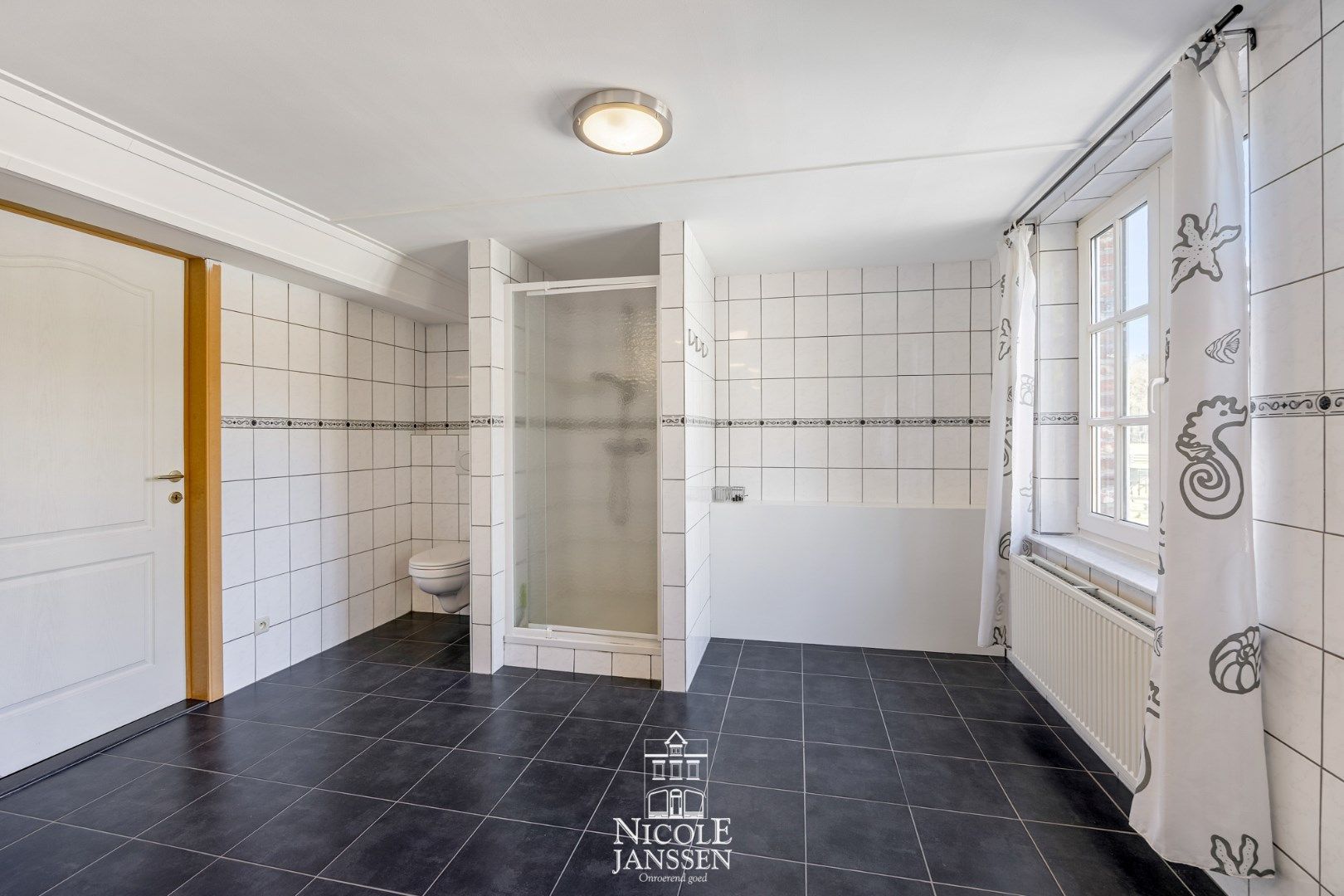 Vrijstaande woning op royaal perceel foto 21