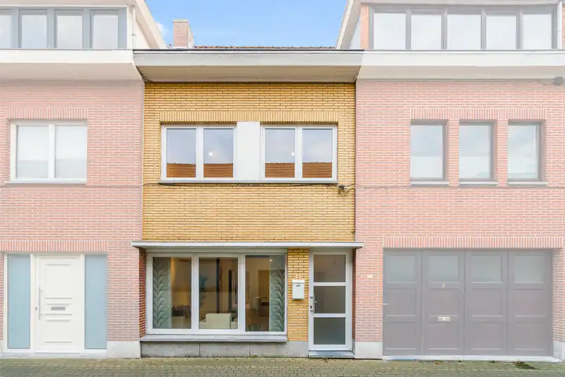 Instapklare eengezinswoning te huur in Heusden met tuin foto {{pictureIndex}}