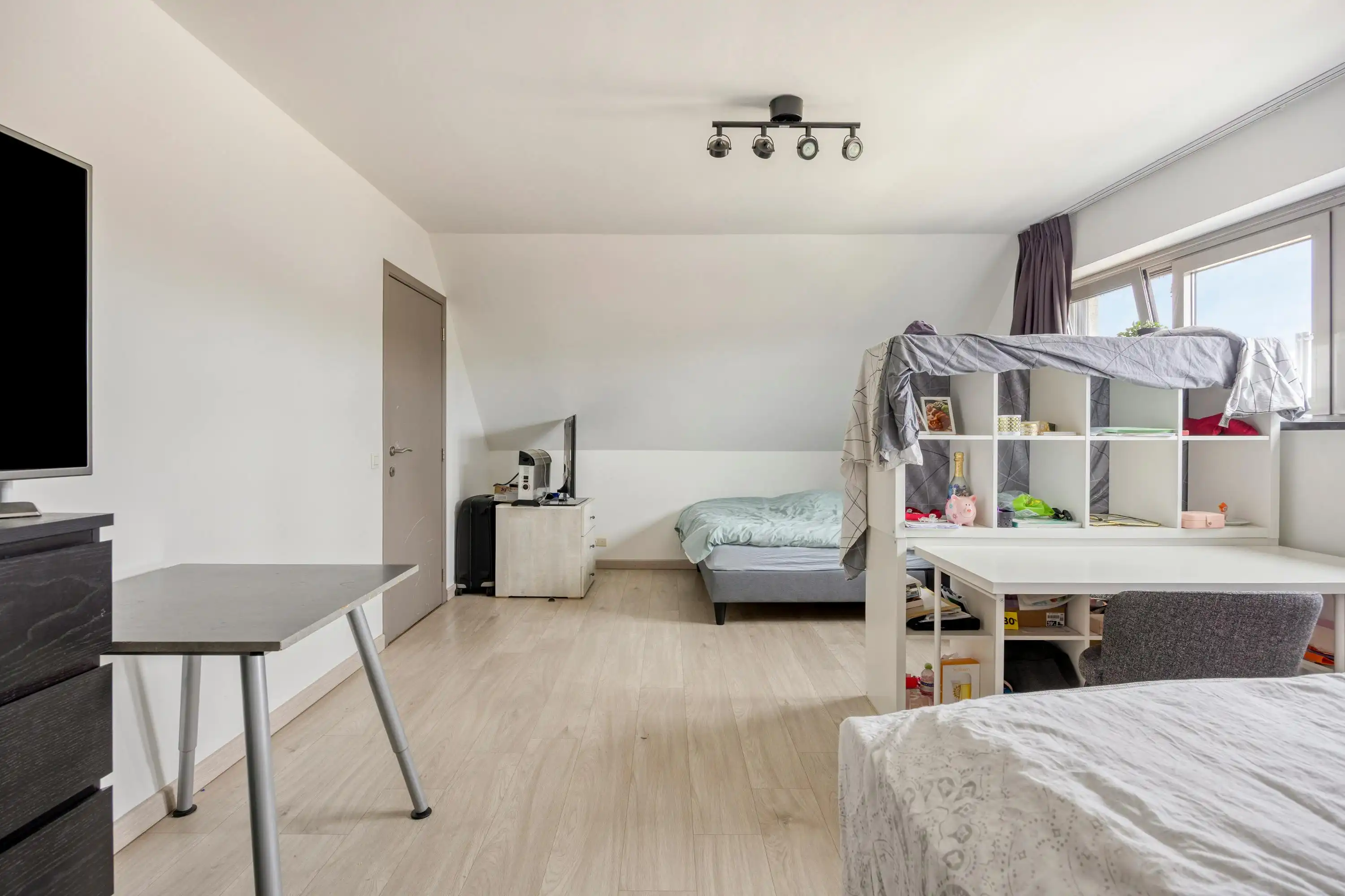 Duplexappartement met 2 slpks te koop in centrum van Essen! foto 20