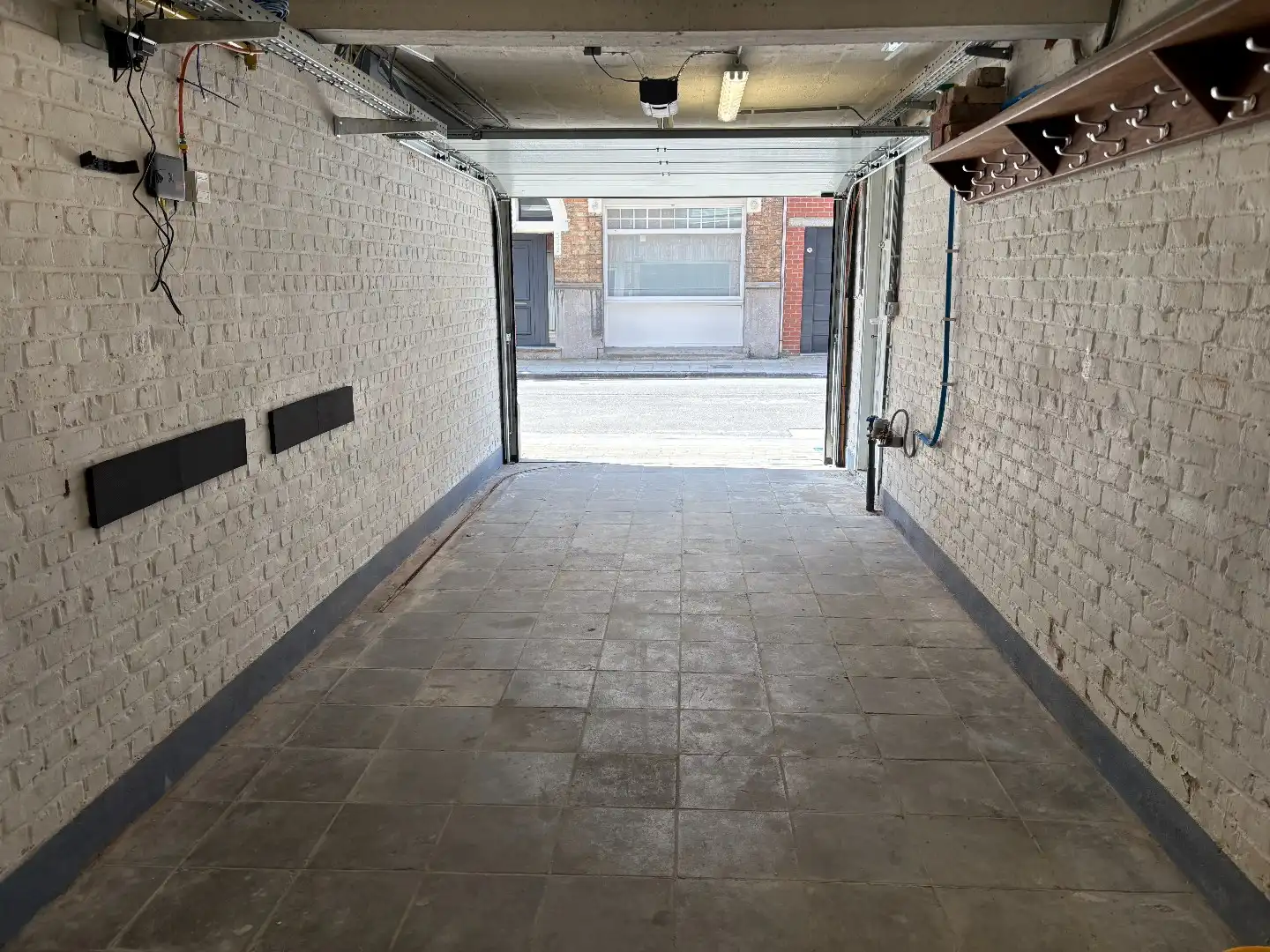 Gerenoveerde woning met garage nabij het centrum! foto 12