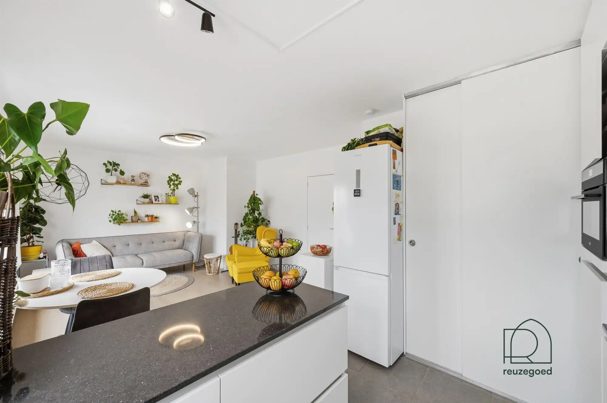 Leuk modern appartement met twee slaapkamers dichtbij centrum Mechelen foto 10