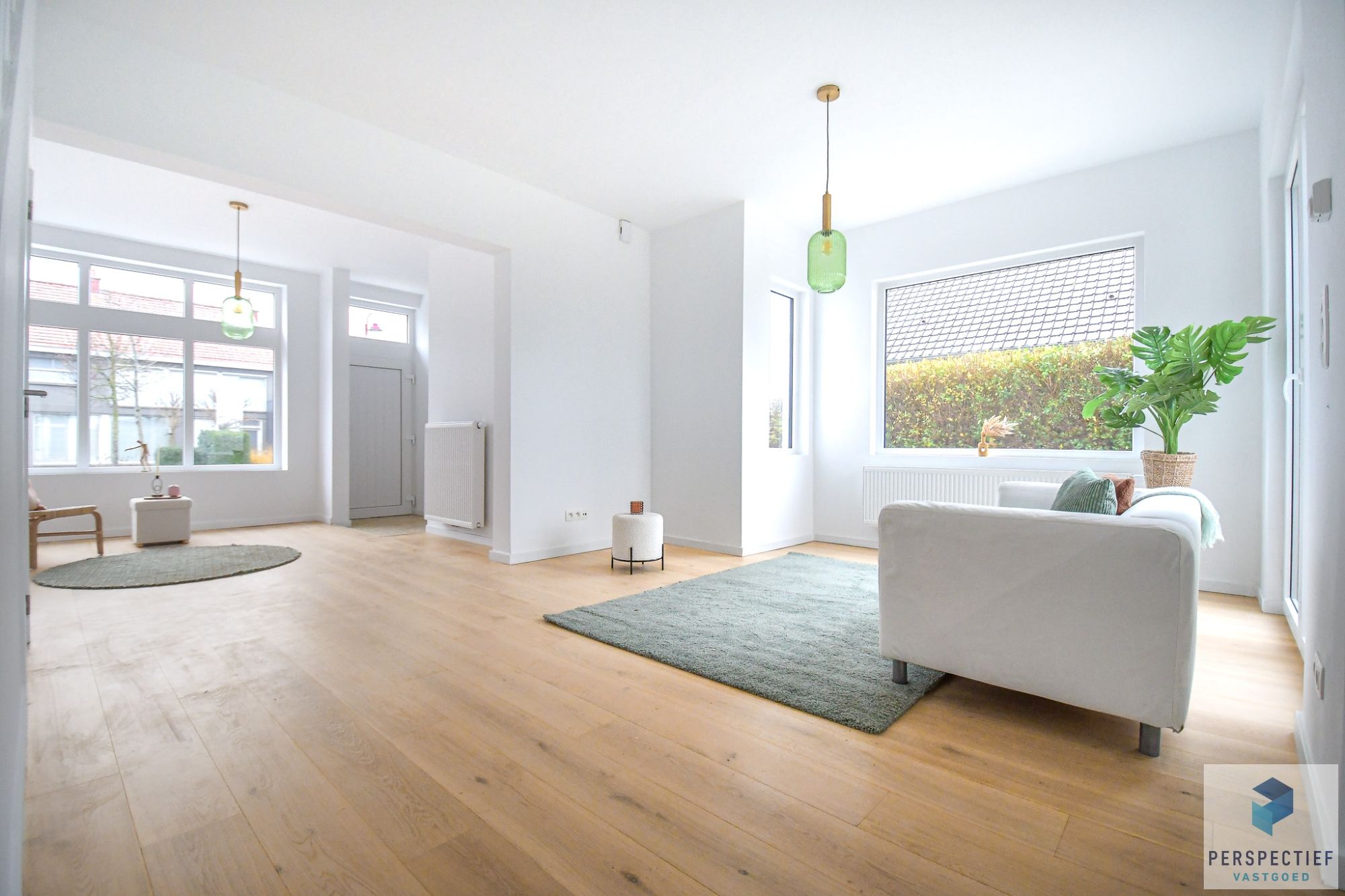 BEZOEKMOMENT ZATERDAG 20/12 VAN 9U TOT 10U30 | GERENOVEERDE, RUIME hedendaagse woning met GROTE tuin op TOPLOCATIE! foto 22