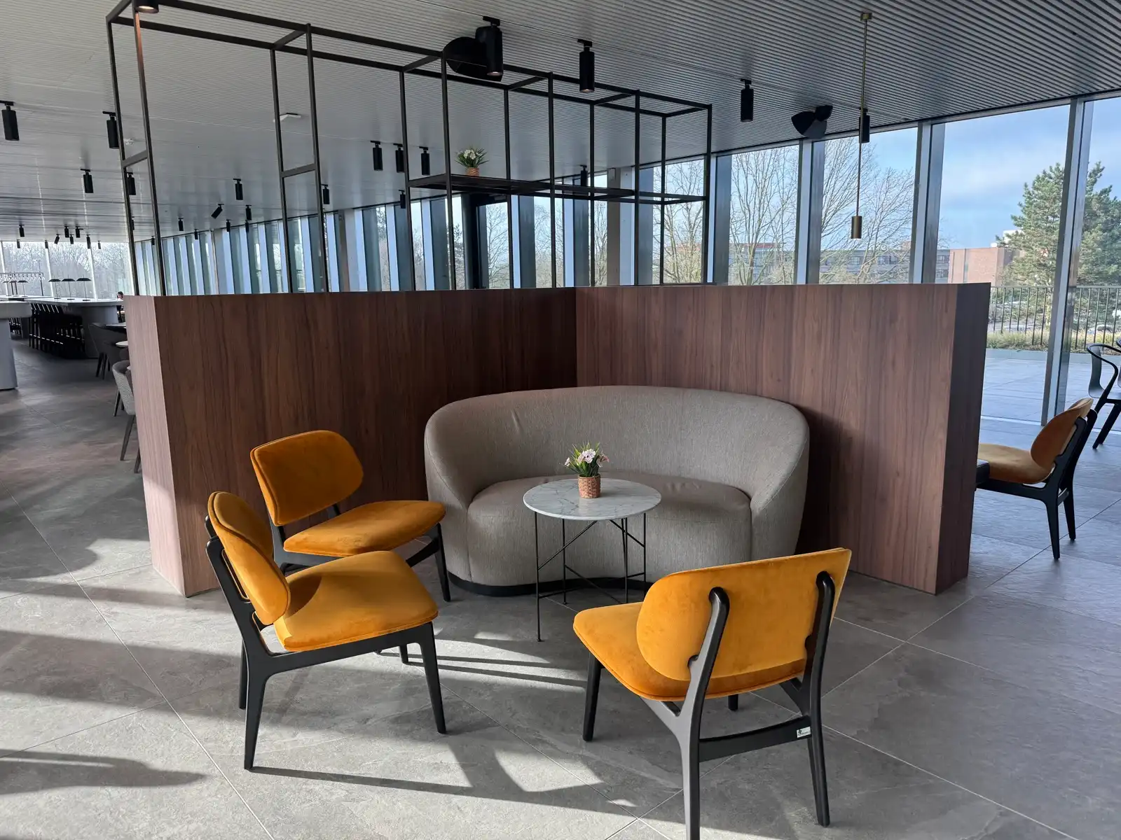 Kantoorruimte te huur in Square One – Geel foto 15