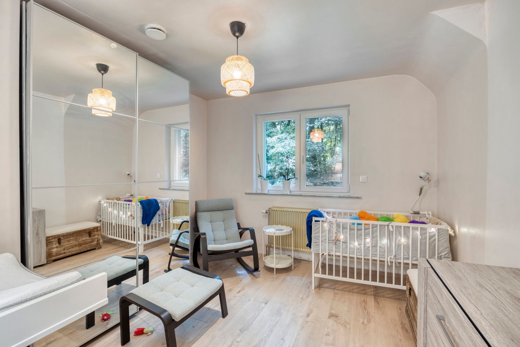 Zeer ruime gerenoveerde woning (± 398 m²) op een perceel van ± 60 are in het prestigieuze Bois de Strihoux foto 23