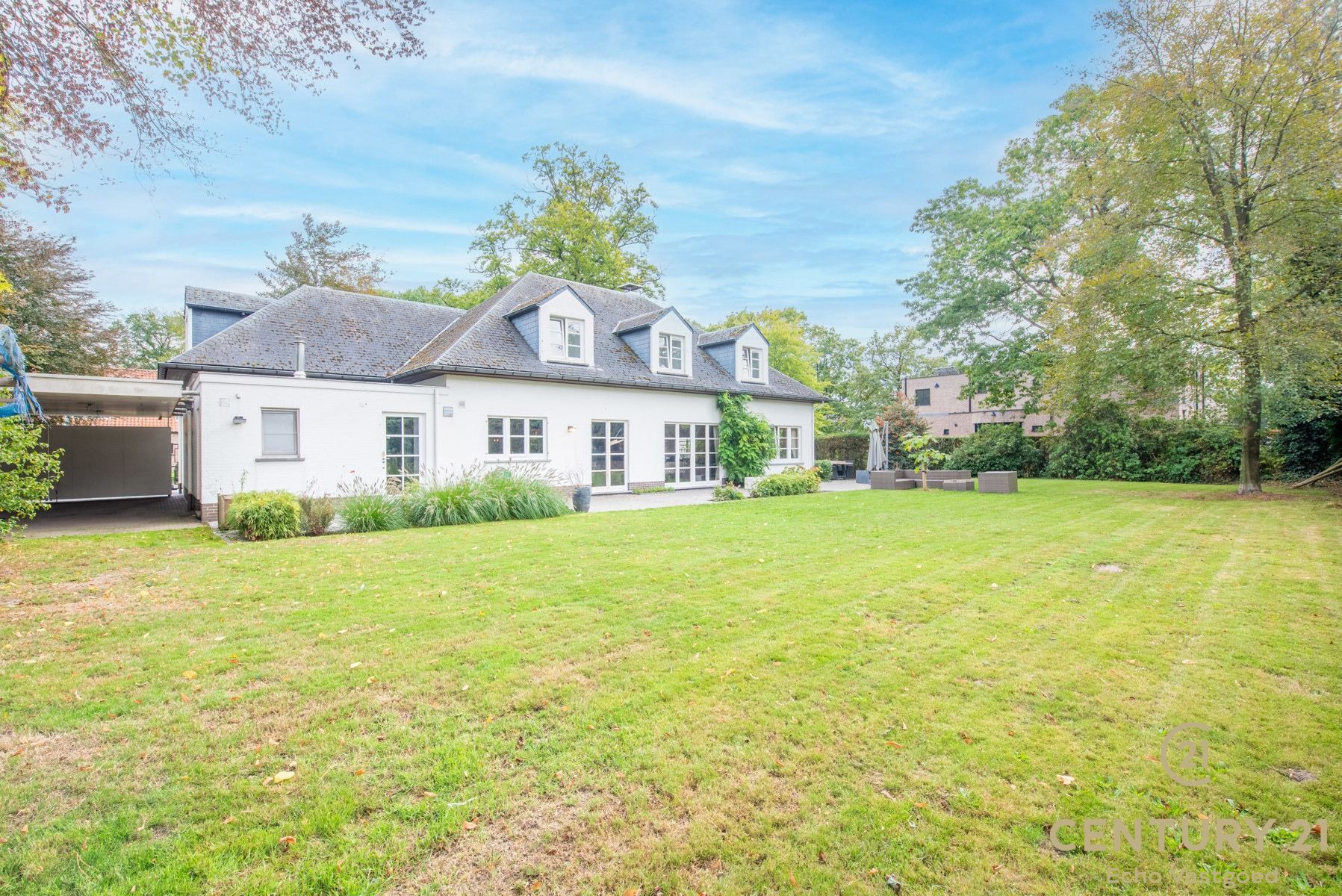 Tijdloze, instapklare villa met 5 slpk en 3 badk op ca1521m² foto 34