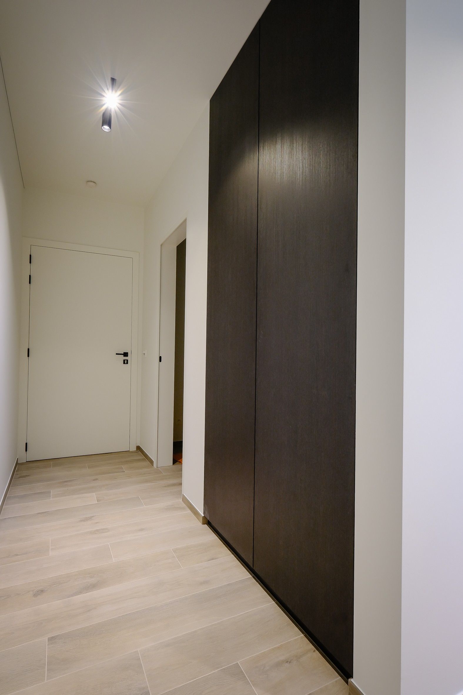 Luxueus appartement van 100 m² met ruim terras van 19 m² foto 19