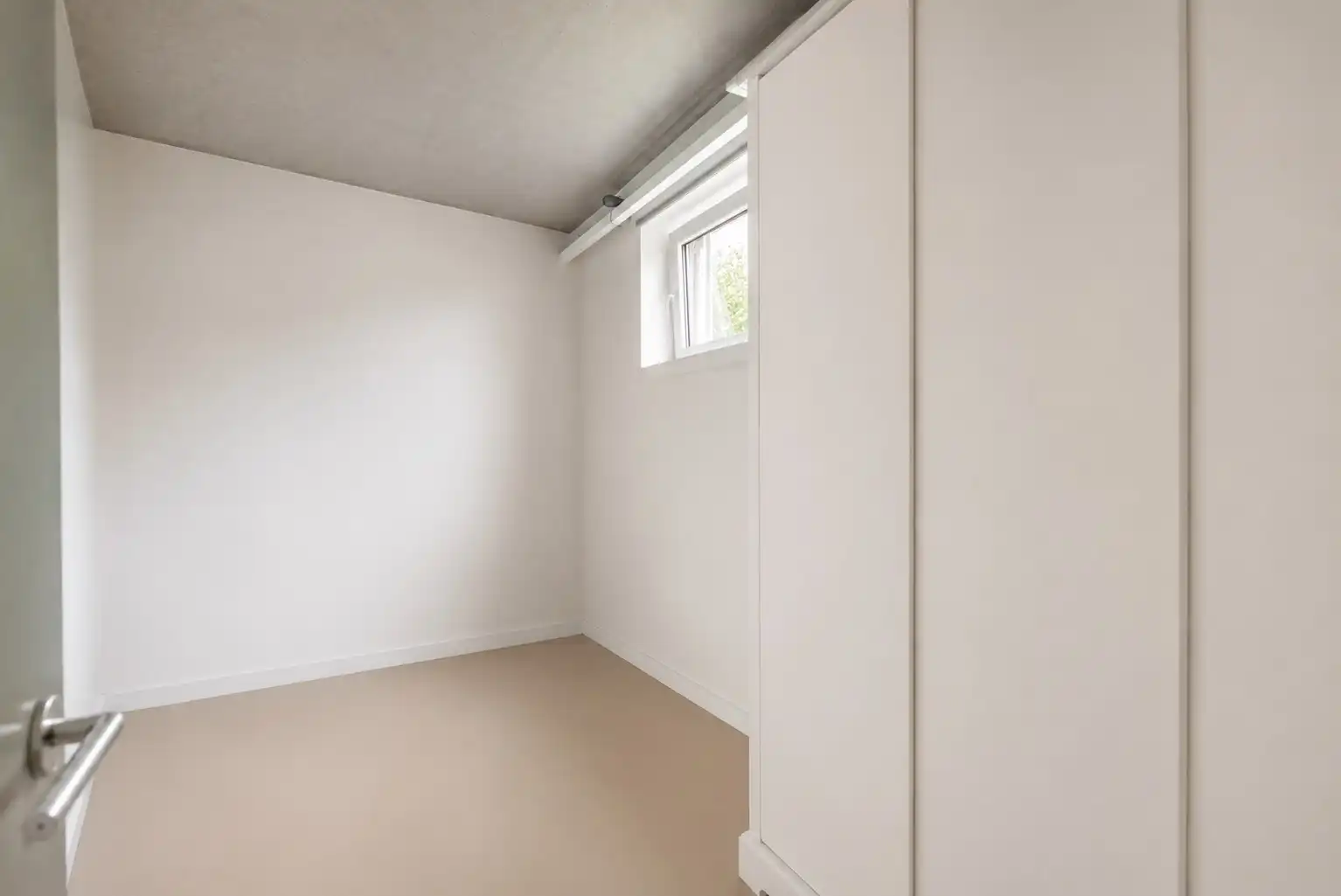 Instapklaar gelijkvloers appartement met tuin in Klein-Willebroek! foto 14