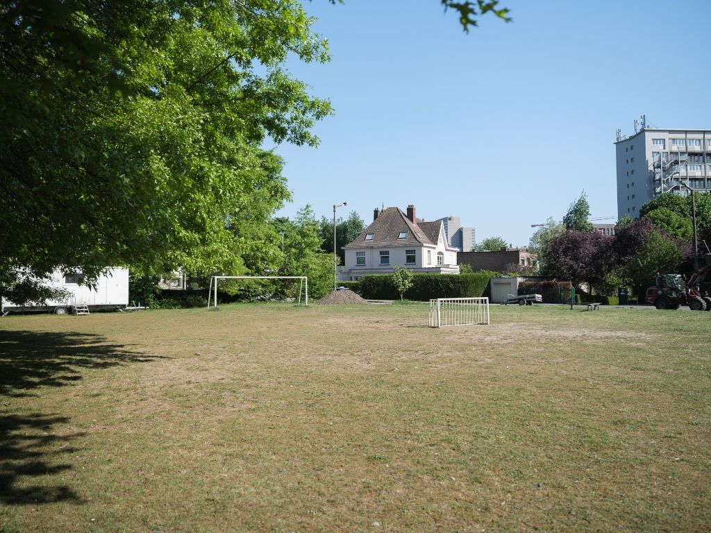 Lichtrijk 1 slpk appartement met EPC (A-score) nabij station-Gent Sint-Pieters foto 9