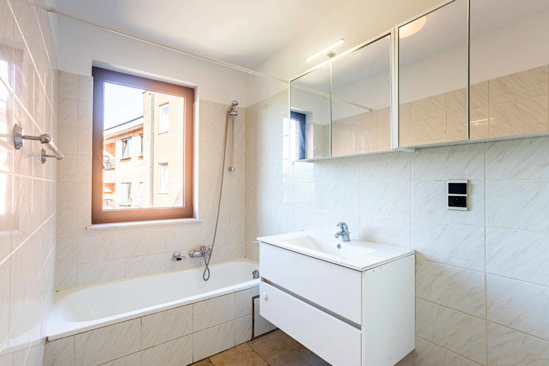 Appartement nabij OLV Ziekenhuis Aalst!  foto 16