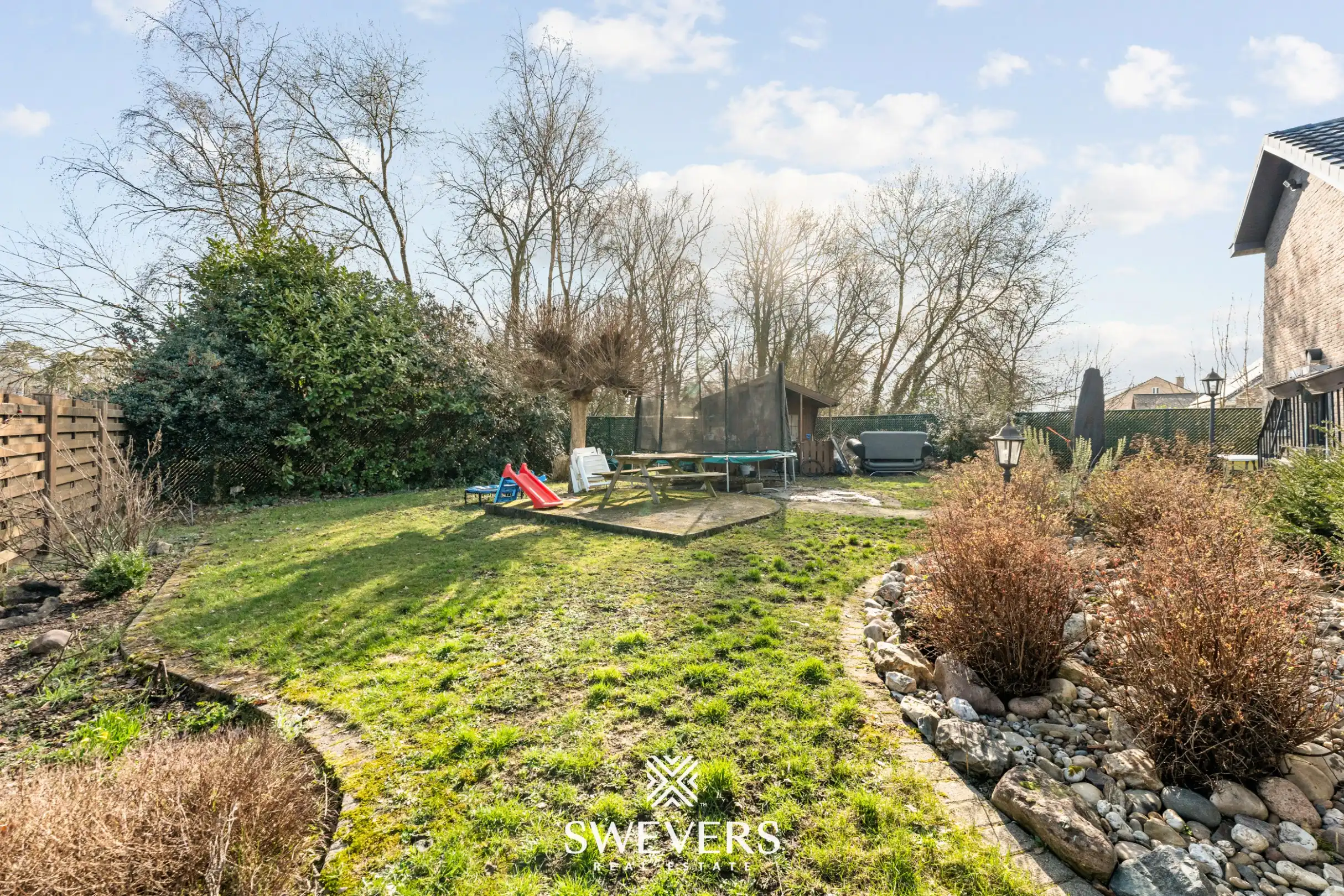 Instapklare splitlevelwoning met 5 slaapkamers rustige en centrale gelegen foto 23