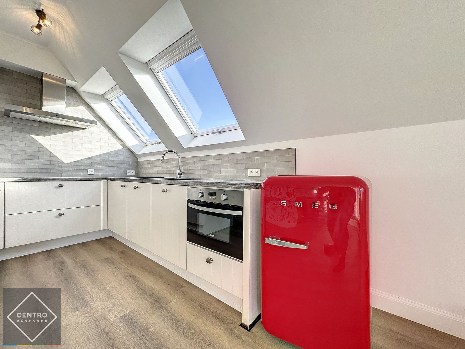 LEUK dakappartement met 2 slpks en garage met FANTASTISCH UITZICHT! foto 9