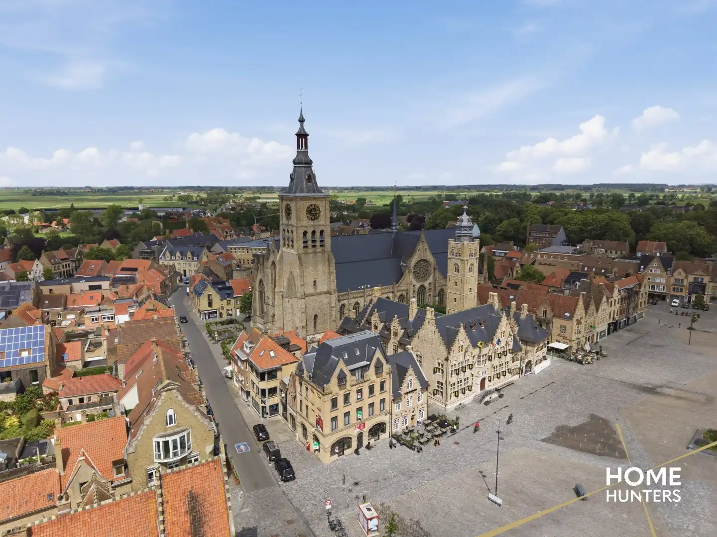 Charmant gerenoveerde stadswoning met 4 slaapkamers in hartje Diksmuide foto 24