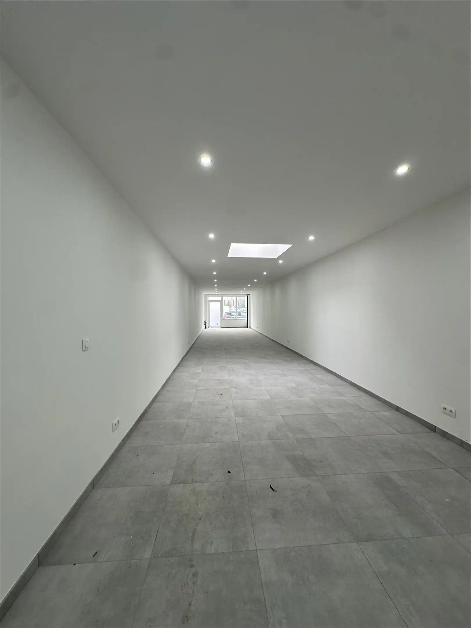 Handel foto {{pictureIndex}}