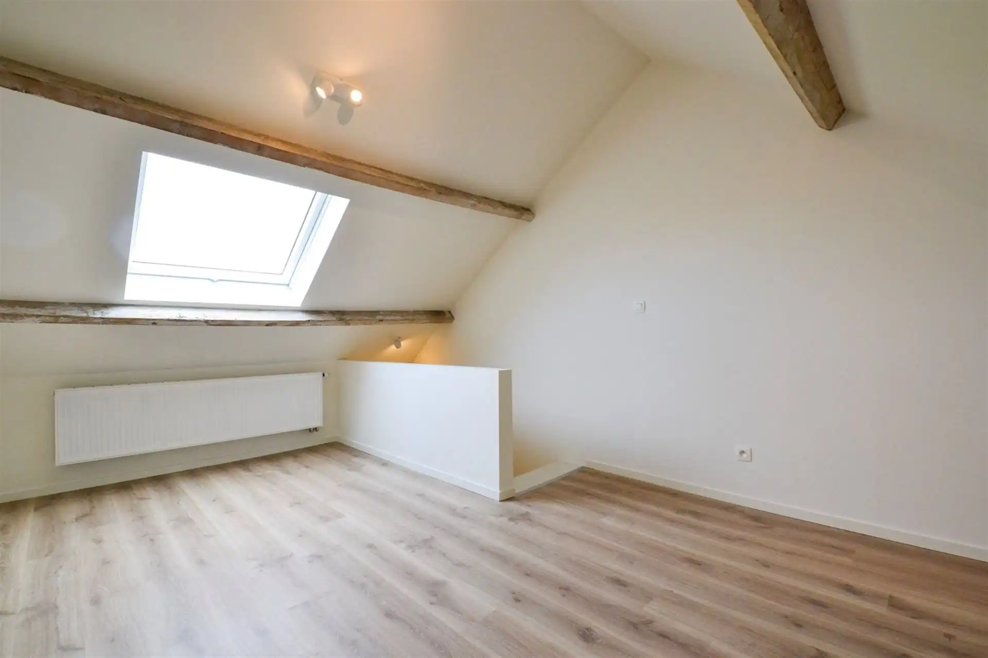 Centraal gelegen, instapklare stadswoning met 2 slaapkamers foto 15