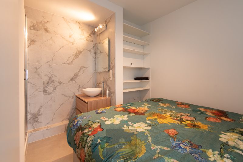 Volledig vernieuwde instapklare dakstudio met groot zonneterras & magnifiek uitzicht! foto 19