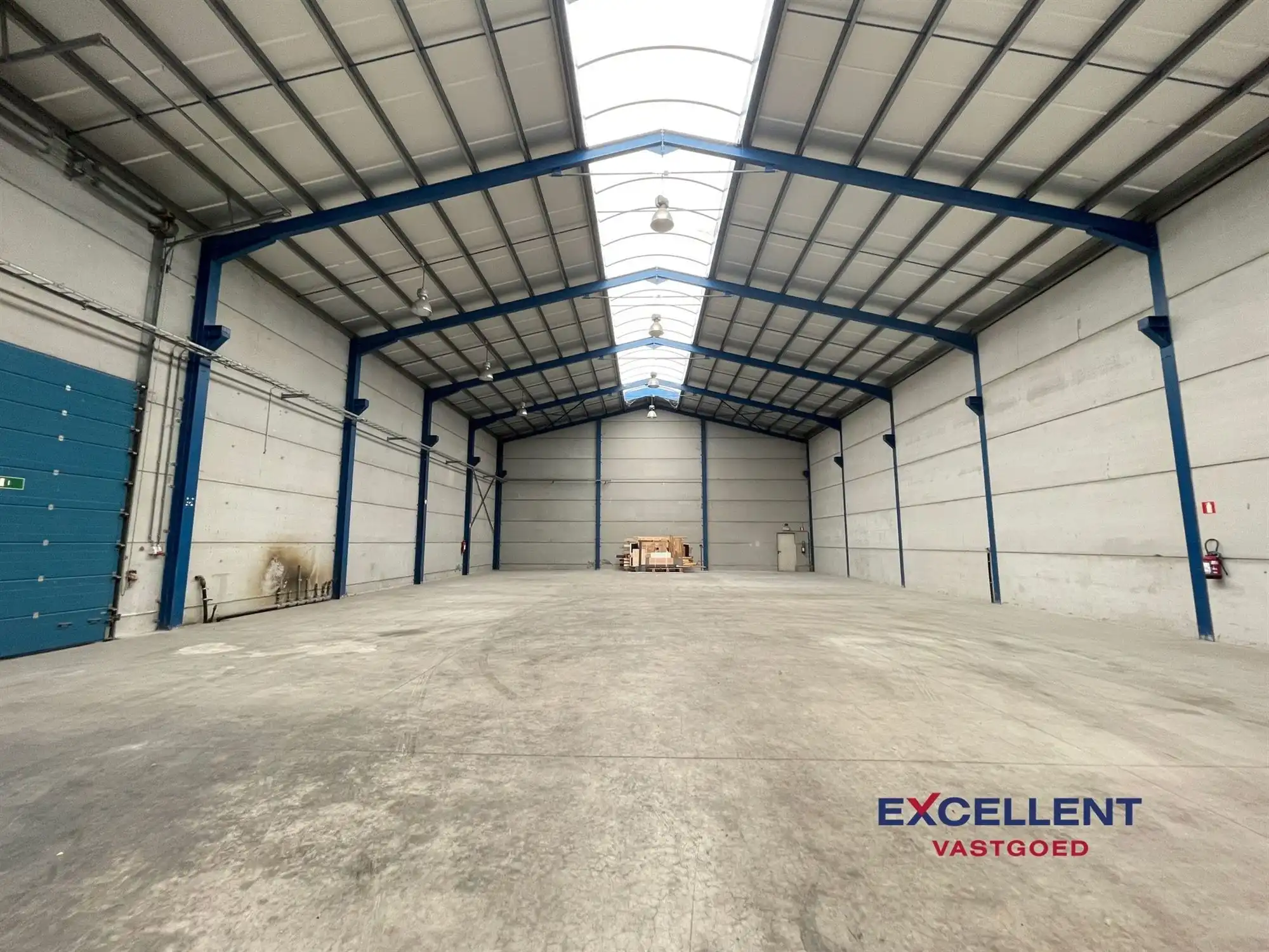 Professionele industriële ruimte in Deinze te huur! foto 4