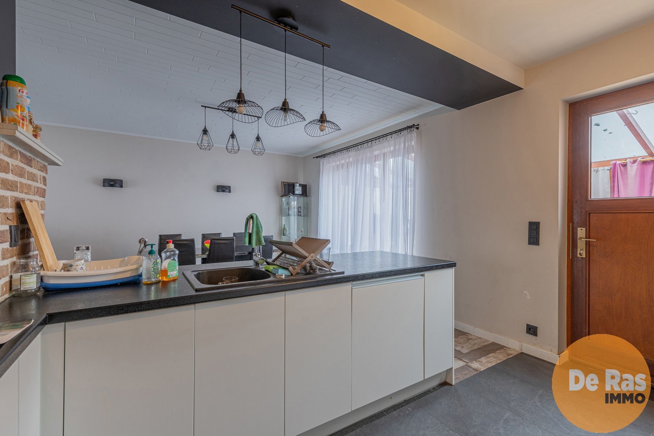 ERPE MERE Charmante woning met tuin en garage aan stadsrand foto 9