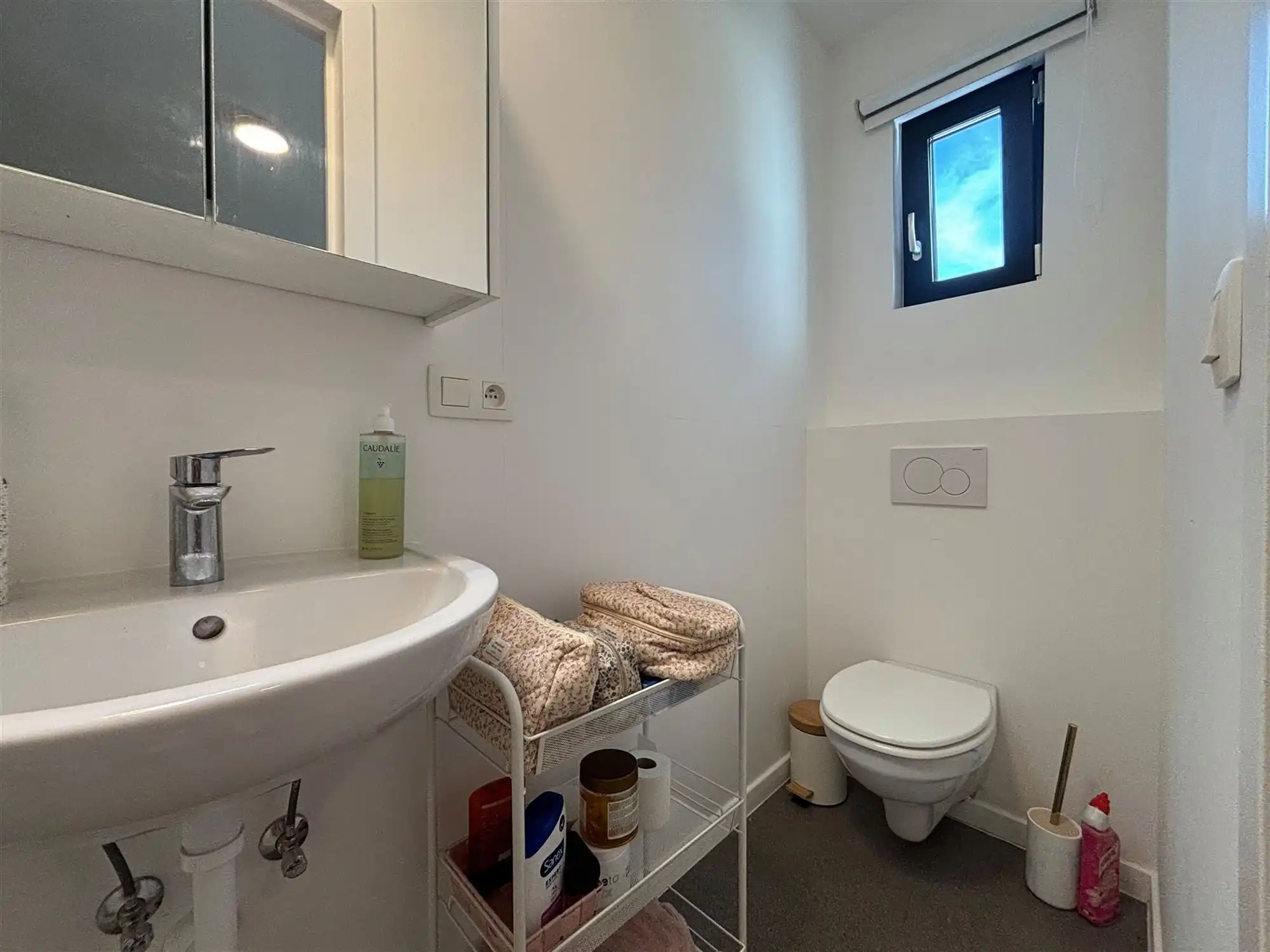 Moderne studentenkamer met privatieve badkamer foto 5