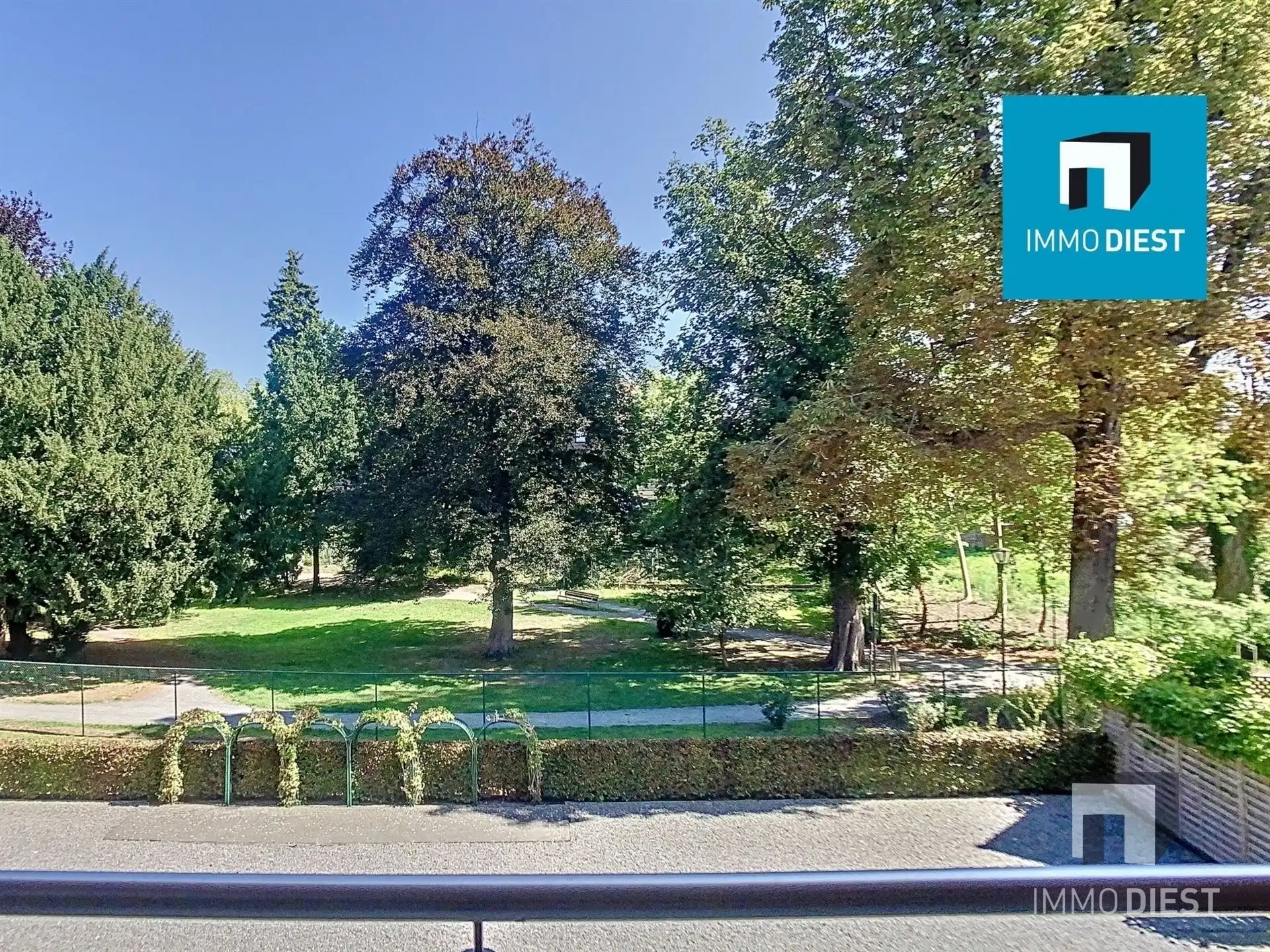 Spatieus appartement op een topligging foto 6