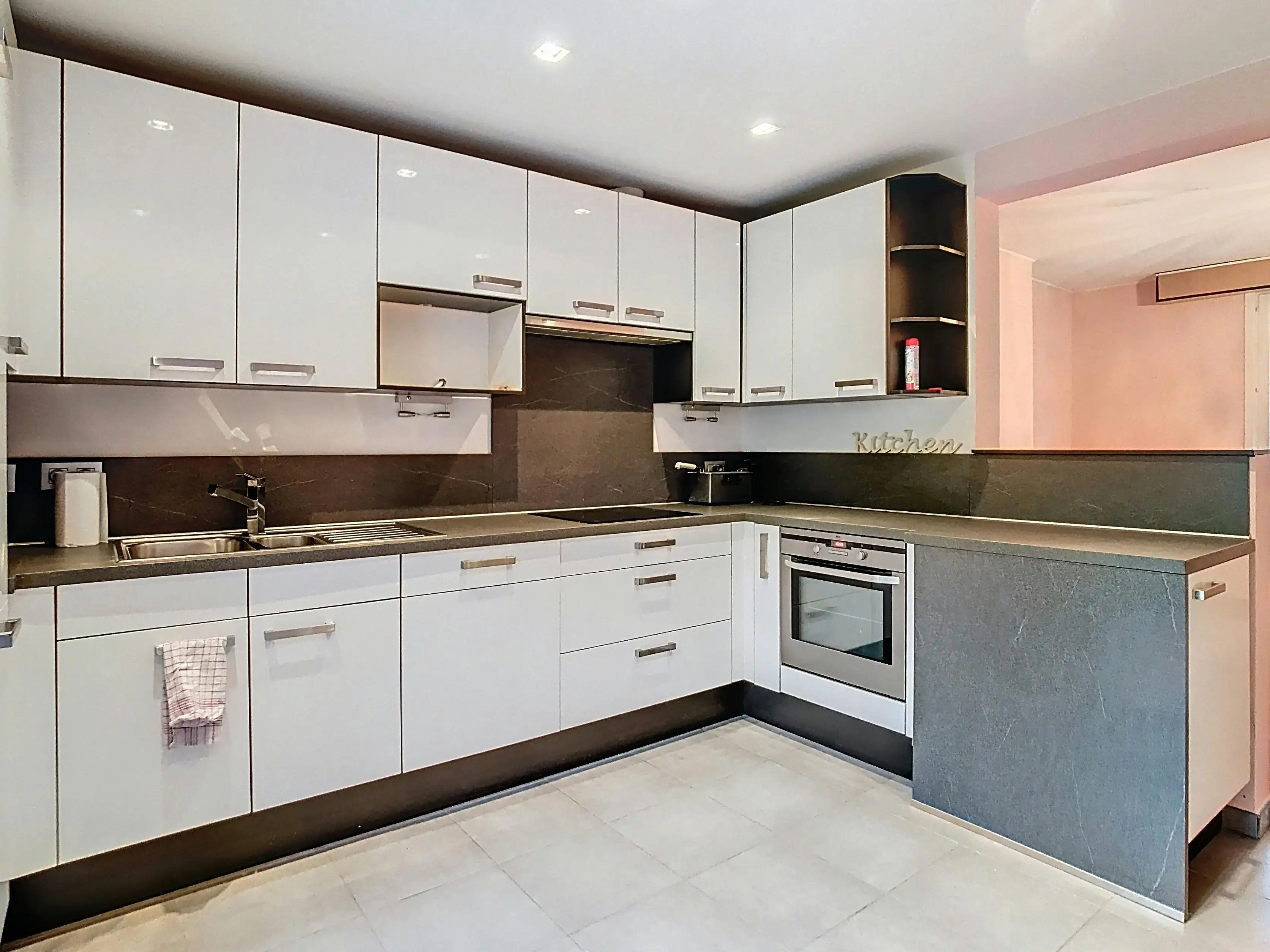 Gezellige instapklare woning met alle basiscomfort foto 2