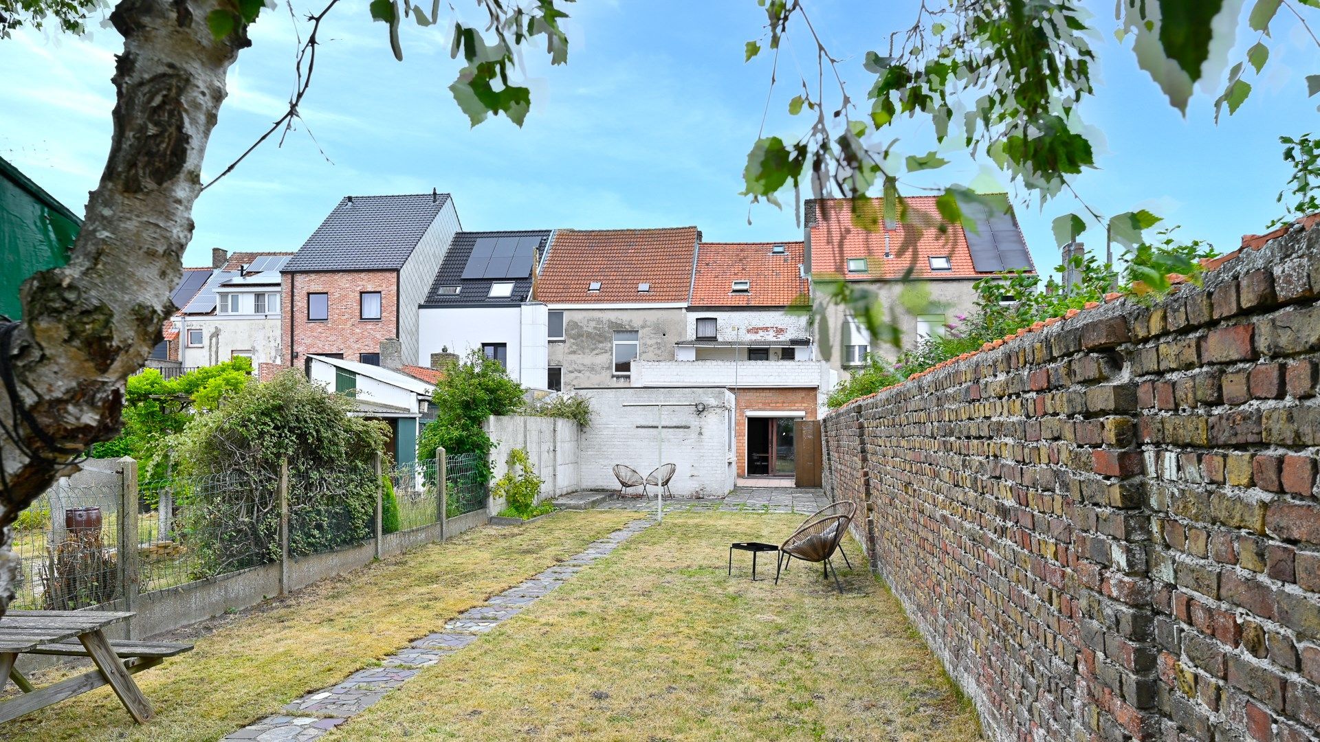 Handelshuis met grote tuin in het dorp van Zeebrugge foto 10