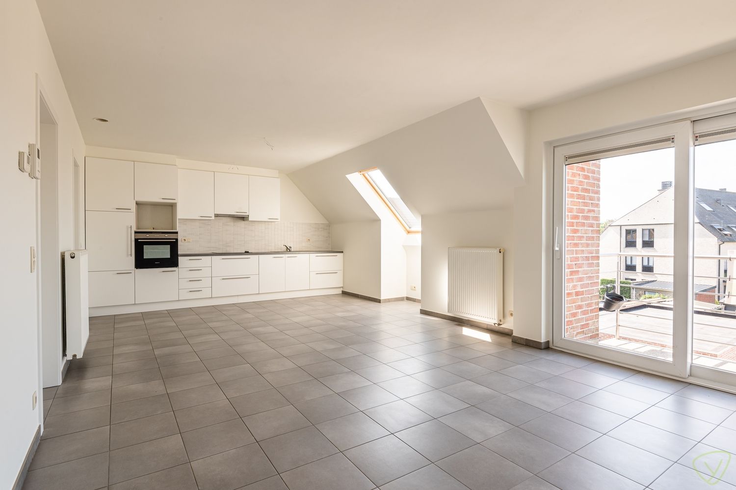 Instapklaar appartement met garage in het dorp van Adegem foto 6