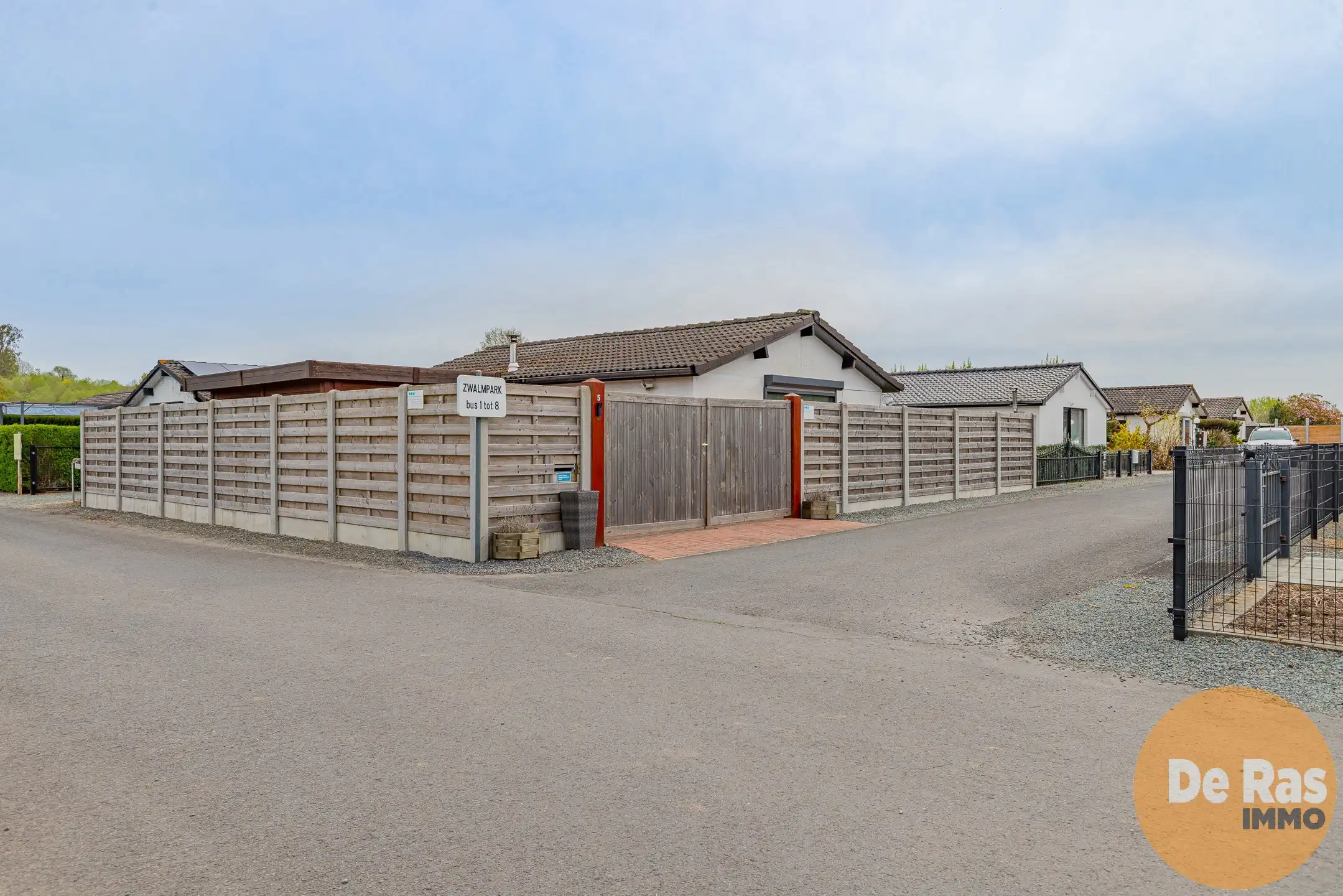 MUNKZWALM – Instapklare bungalow in landelijke omgeving foto 2