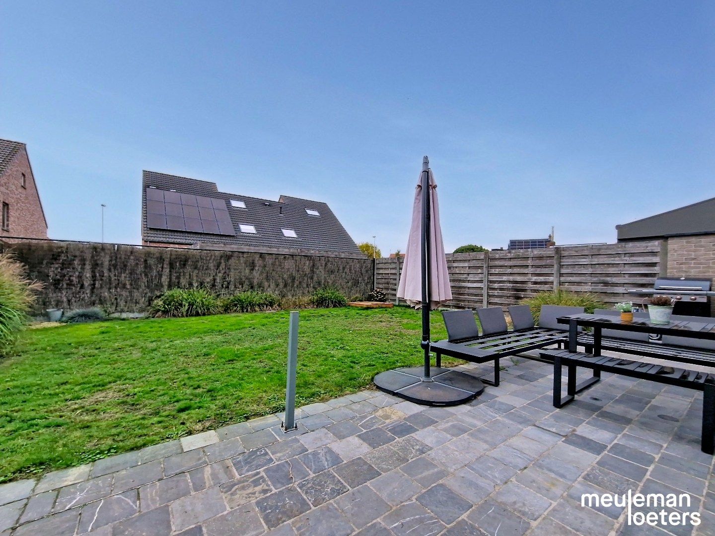 Instapklare woning nabij dorpscentrum  foto 3