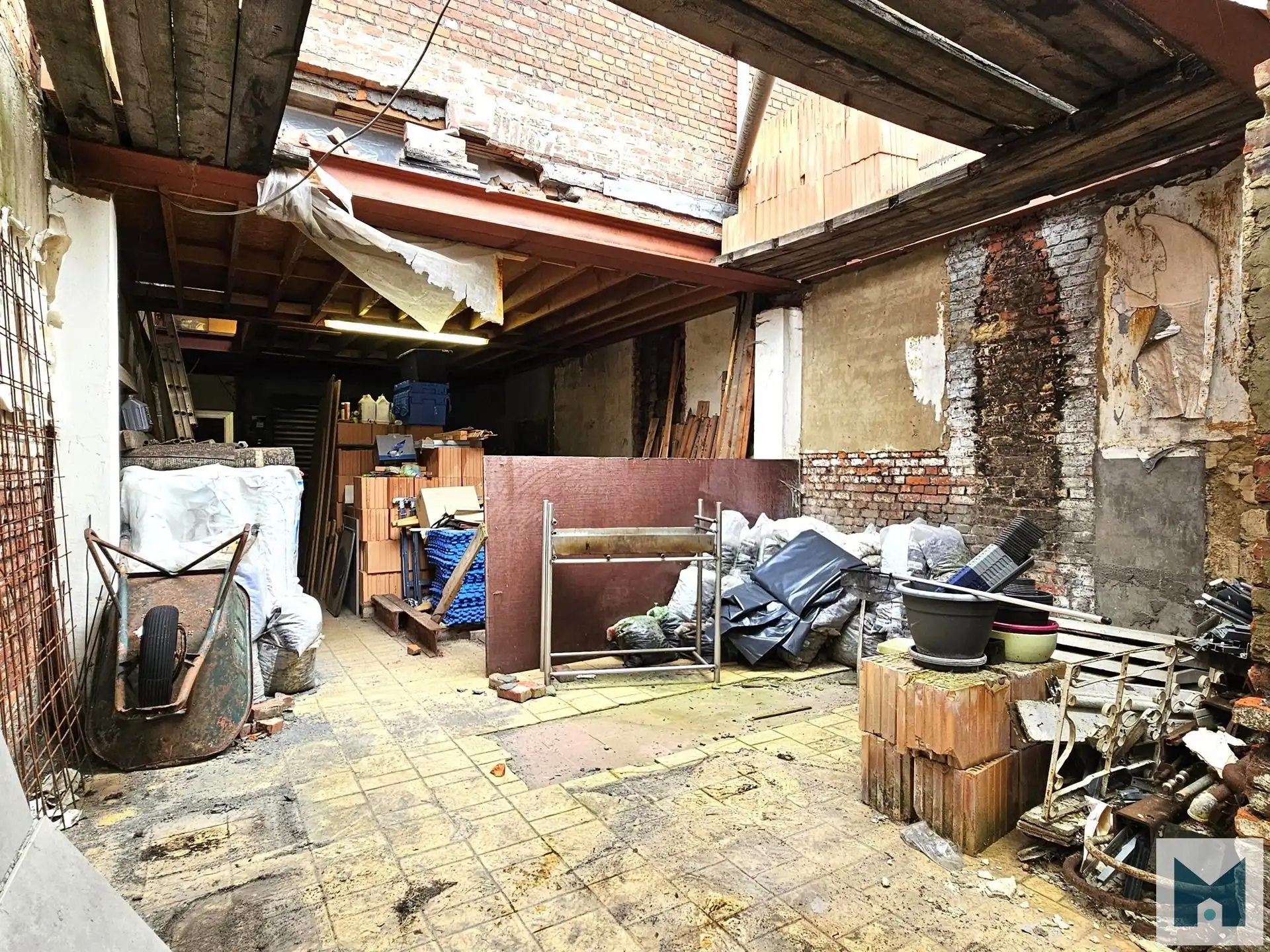 Renovatieproject met veel potentieel te Aalst! foto 3